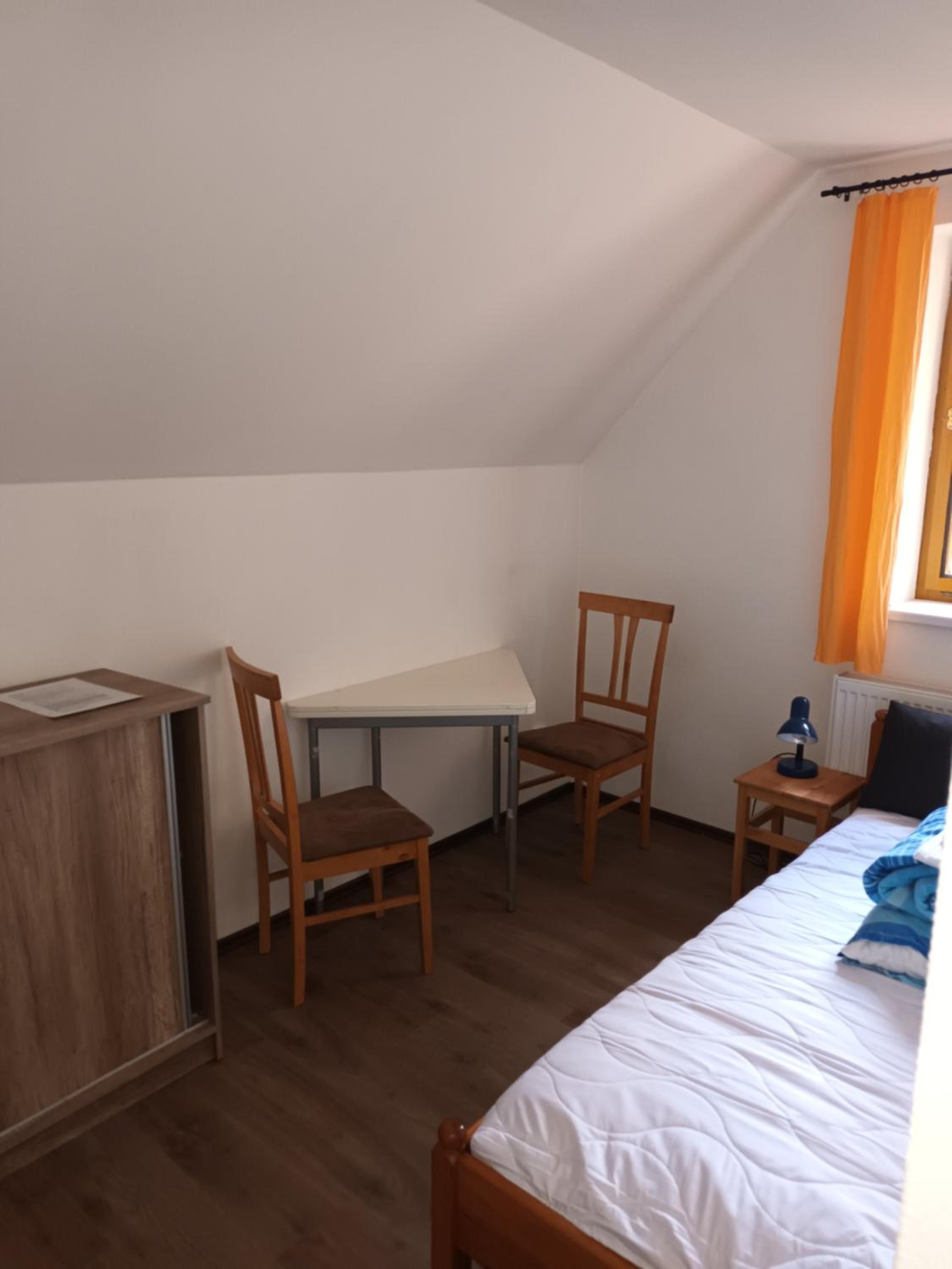 Single Room photo 3
