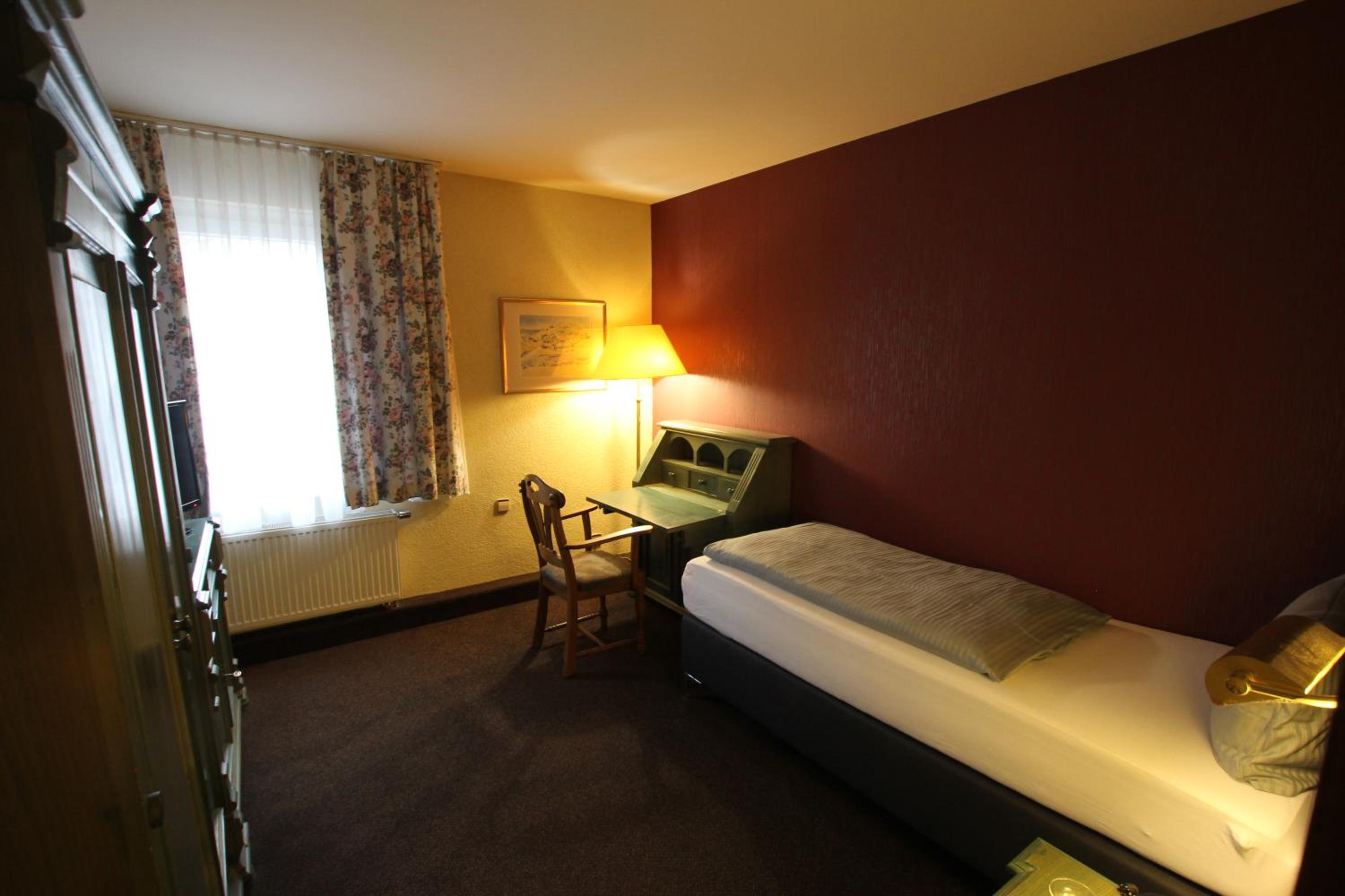 Single Room photo 1