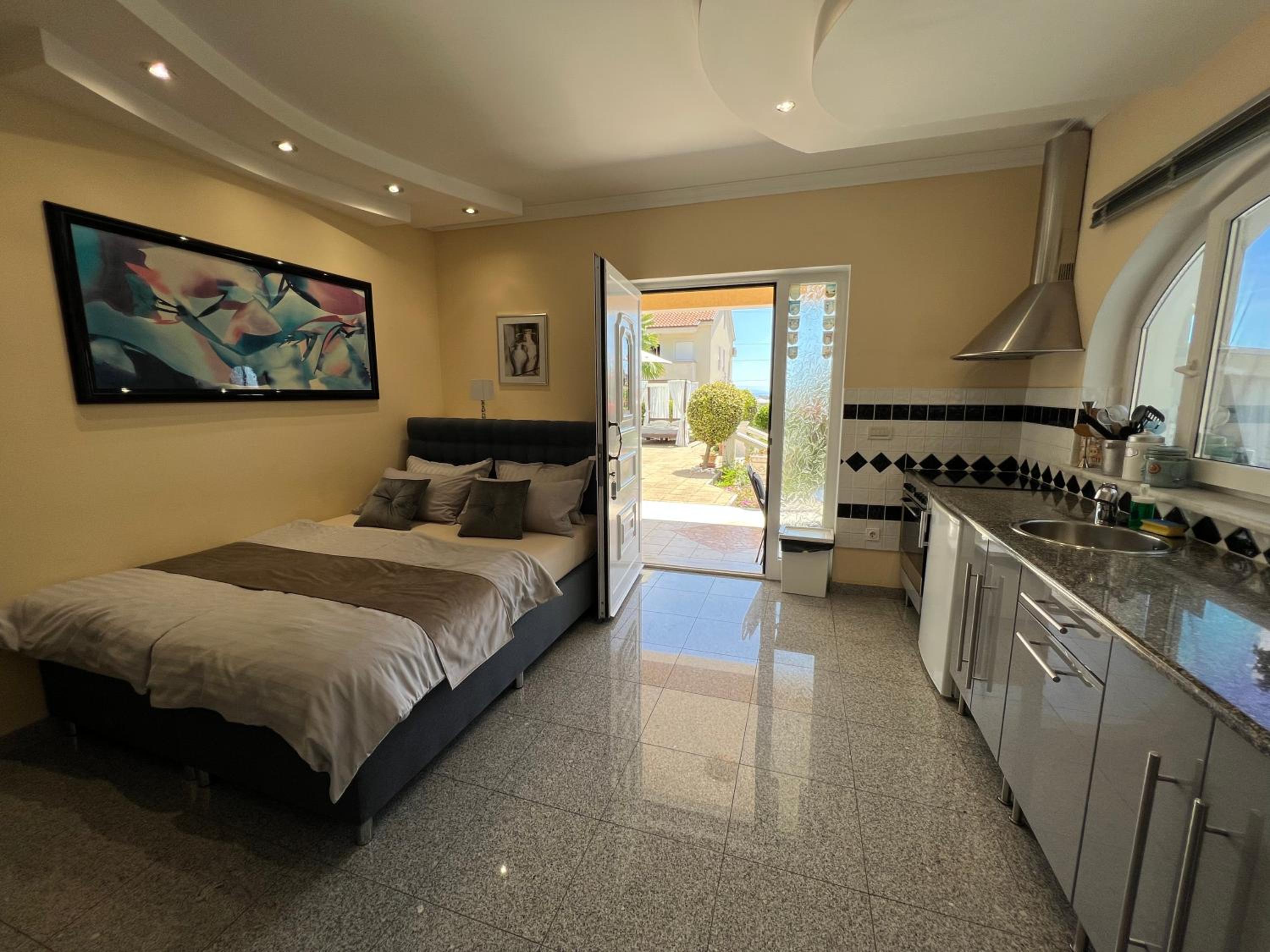 Appartamento con Vista Piscina