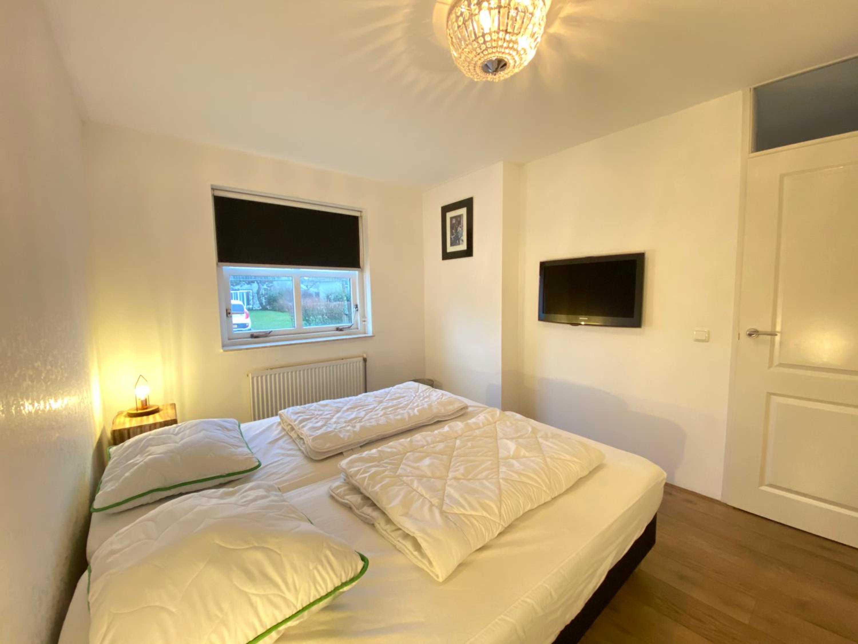 Four-Bedroom House photo 3