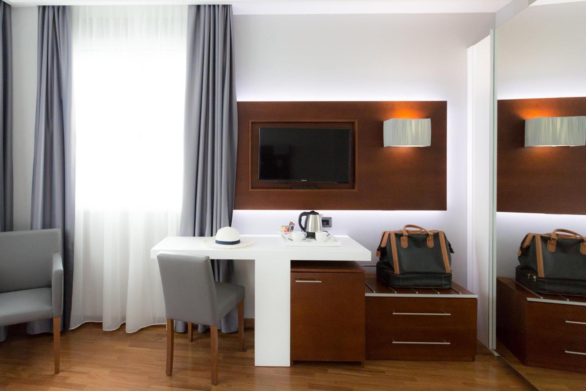 Classic Double Room photo 2