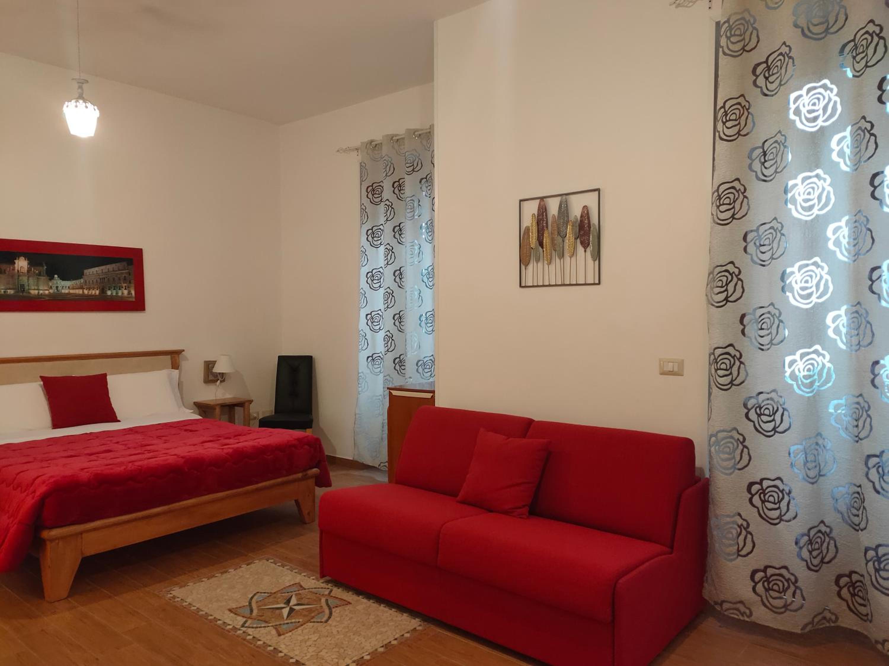 Quadruple Room - Photo 12