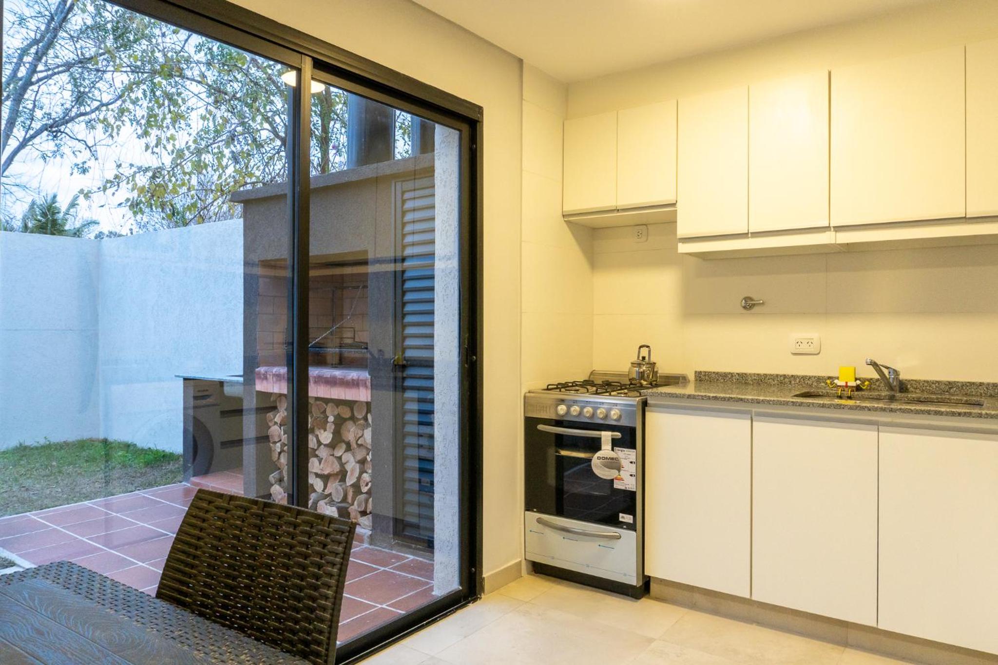 Maisonette photo 2