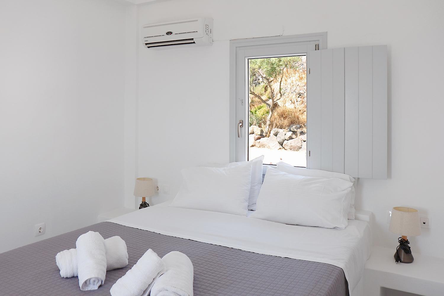 Premium Suite with Sea View - Photo 22