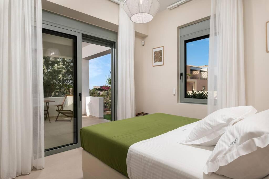 Villa photo 1