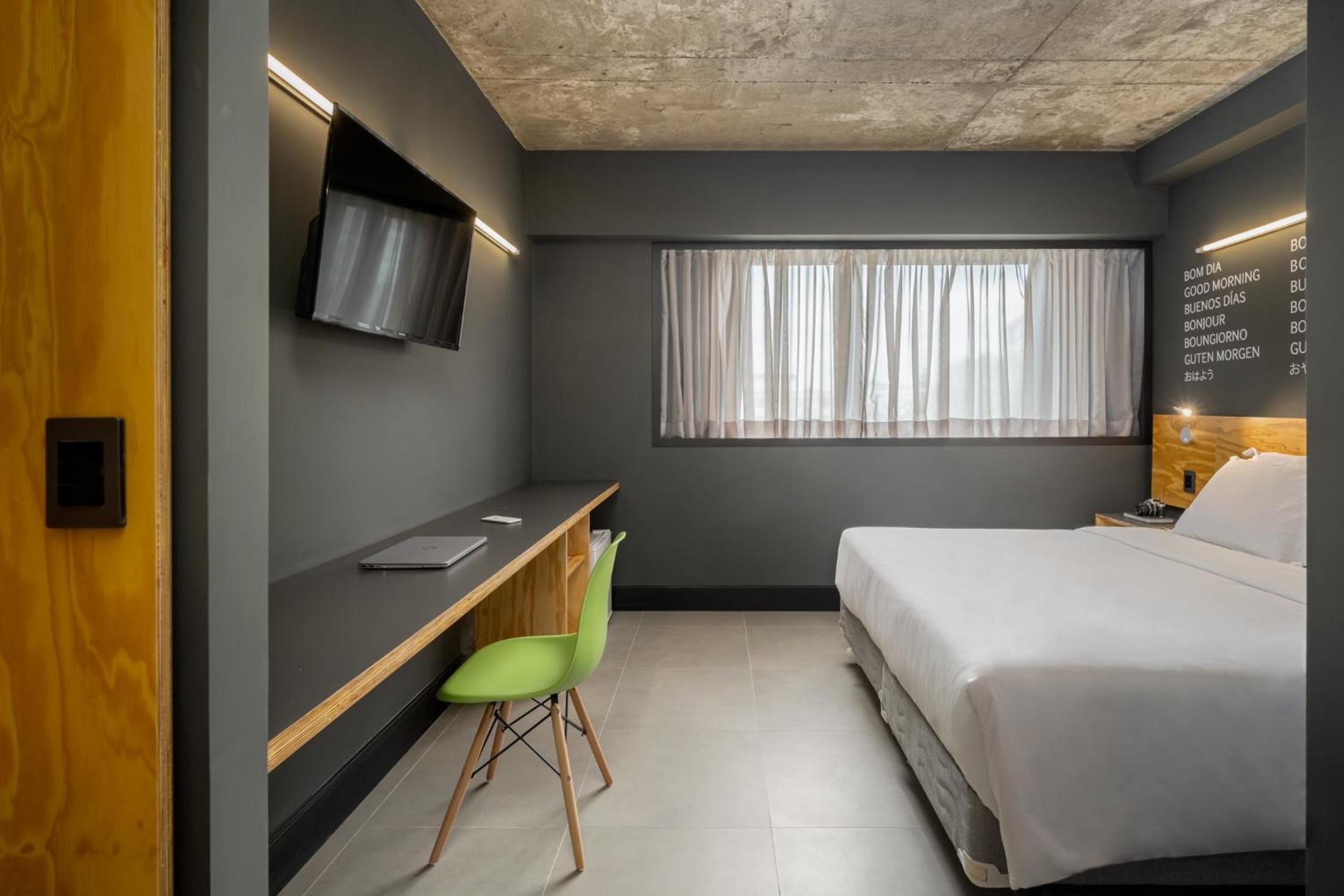 Standard Double - 1 Double Bed - Photo 5