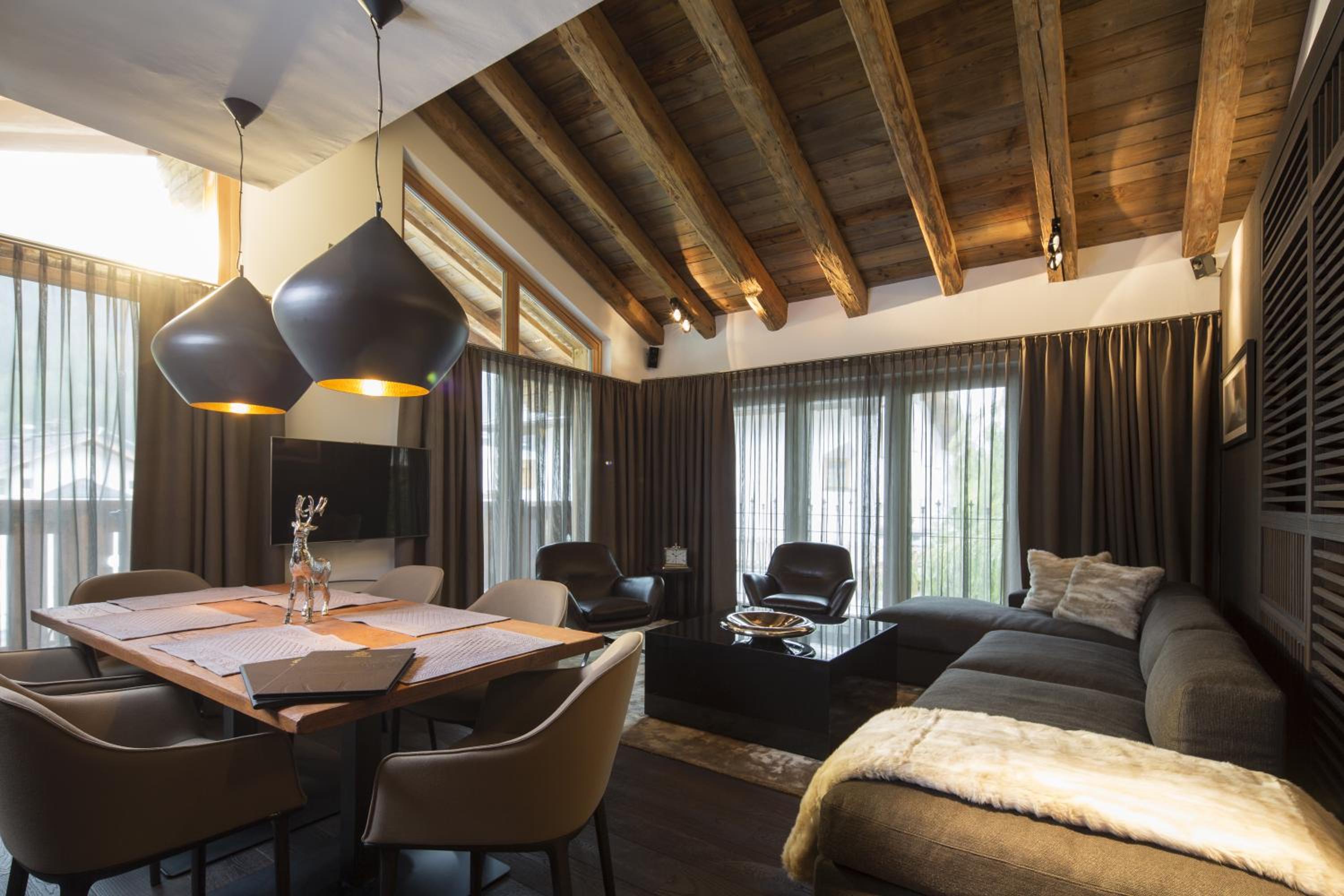 Two-Bedroom Apartment with Terrace with 1 Bathroom