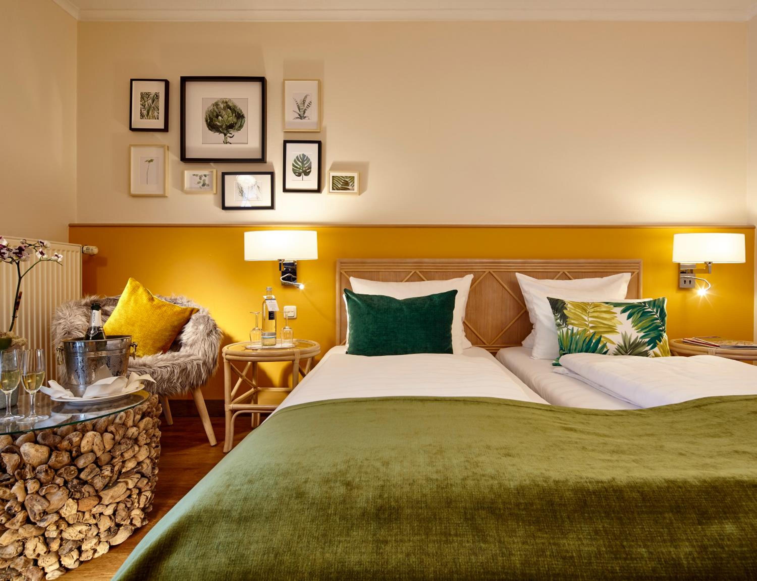 Premium Double Room - Photo 6