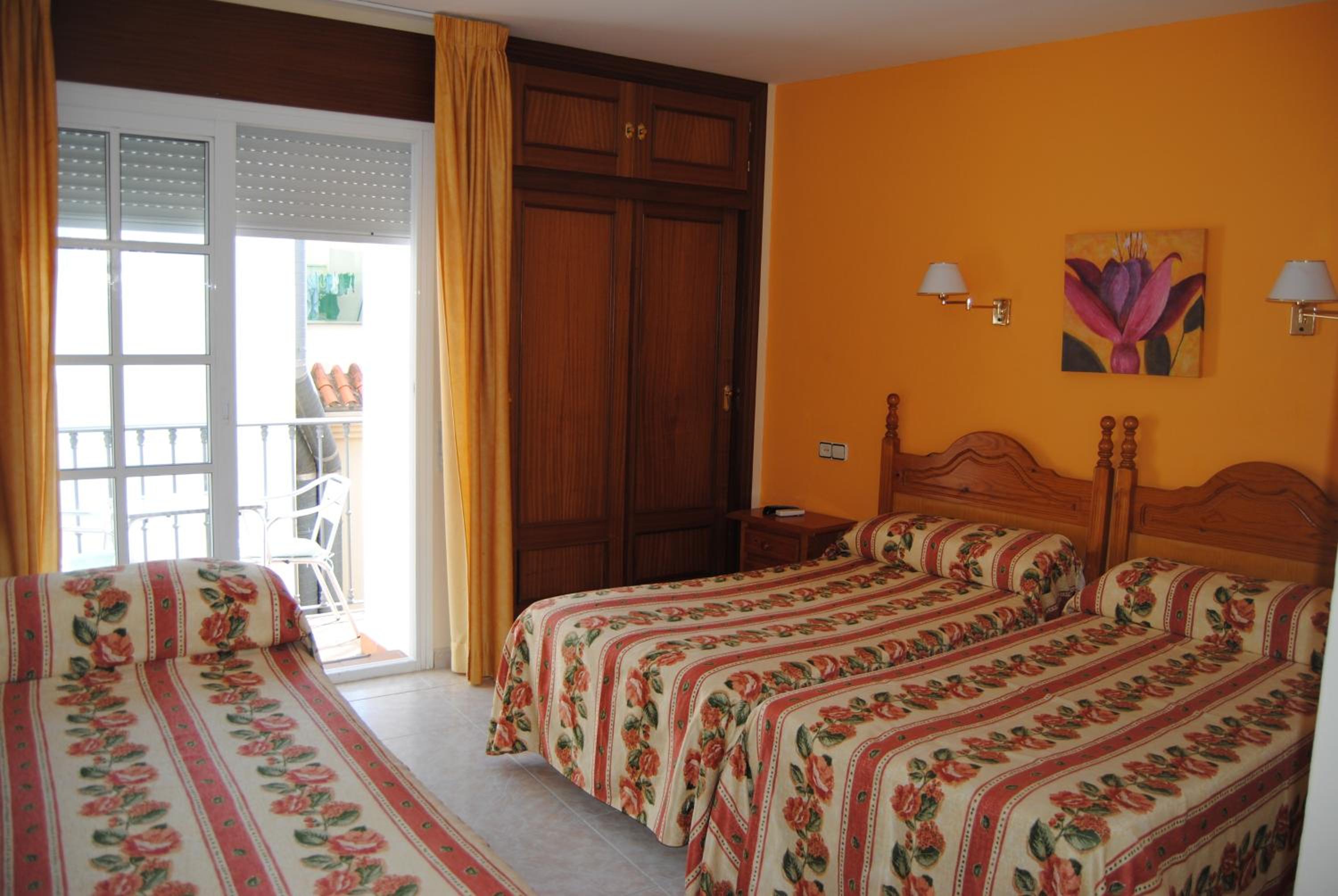 Habitación Triple (3 Adultos)