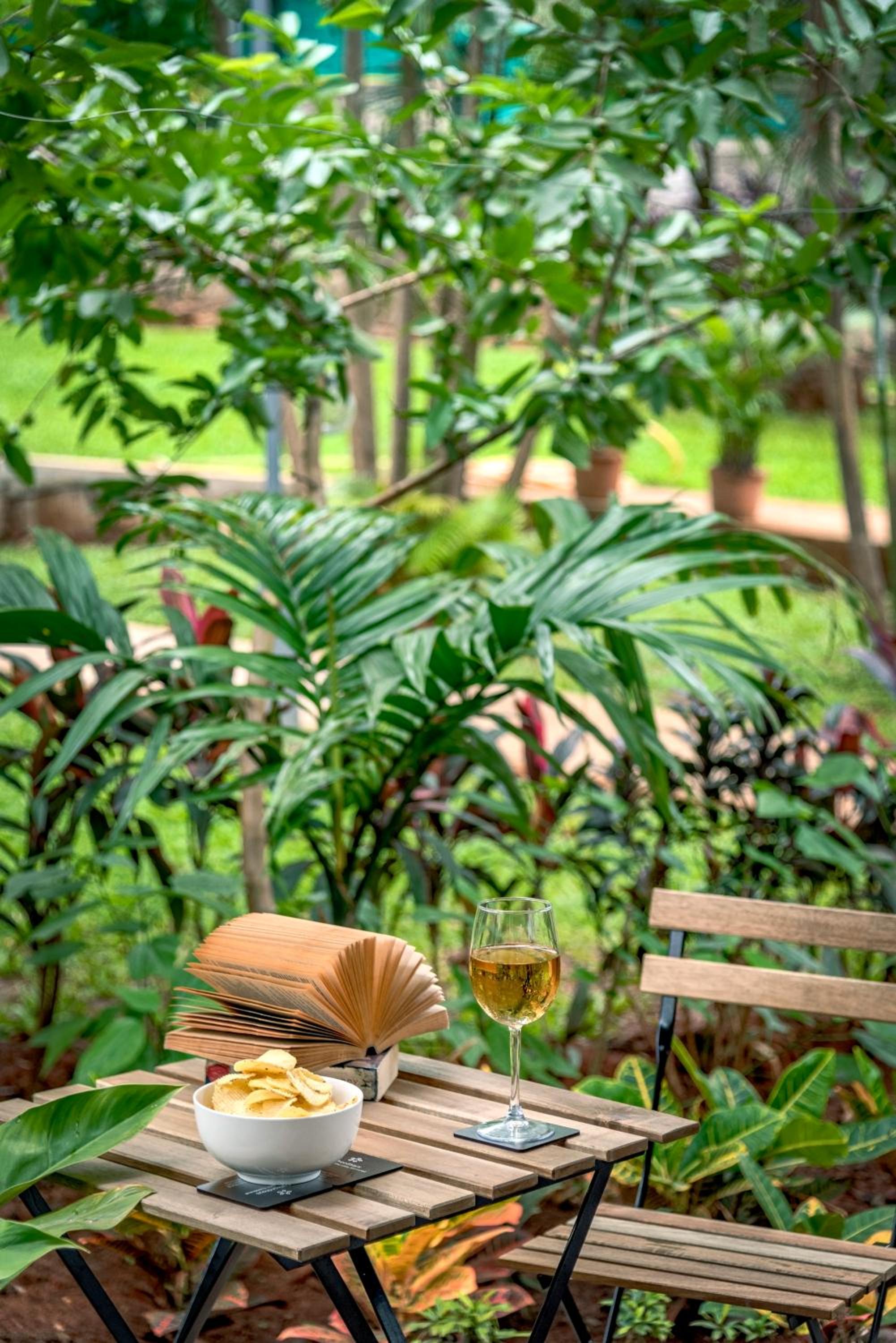 Villa with Garden View - Photo 7