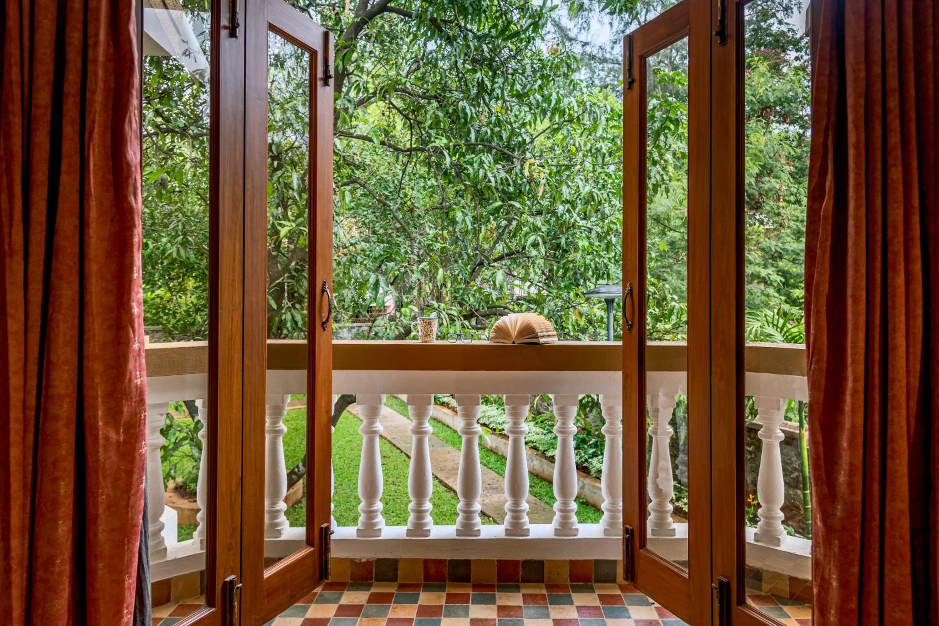 Villa with Garden View - Photo 6