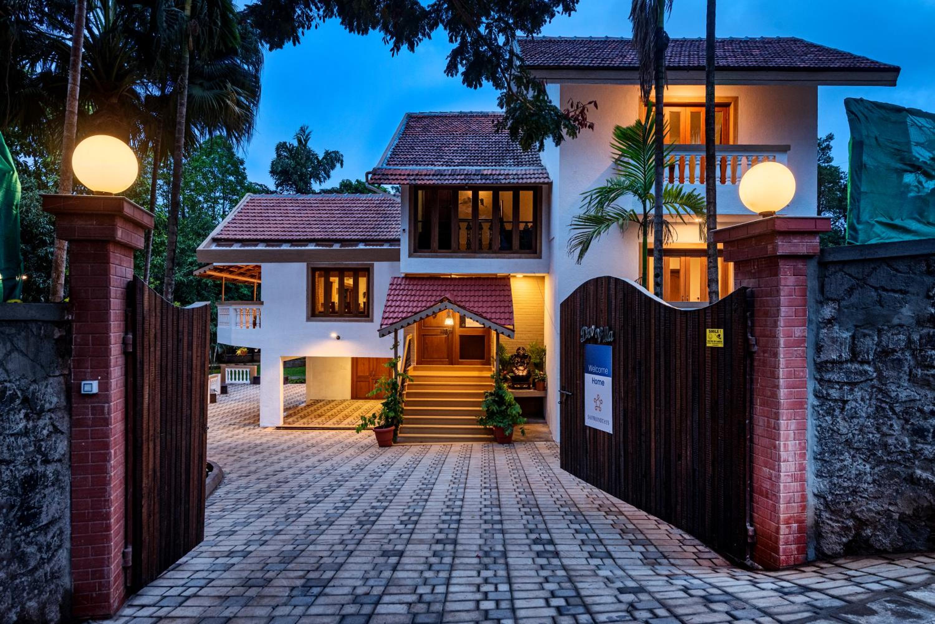 Villa with Garden View - Photo 4