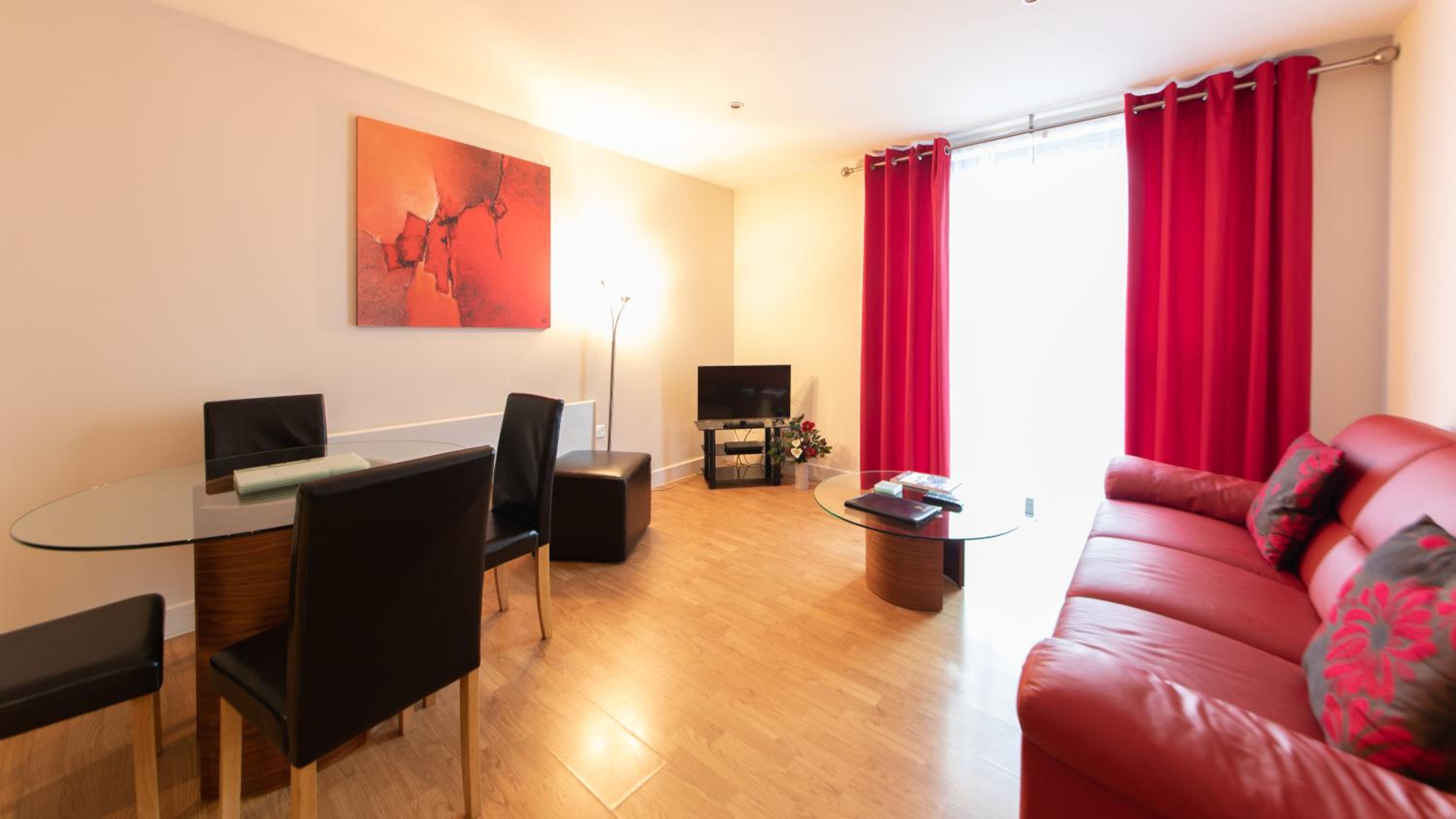 Two-Bedroom Suite - Photo 21