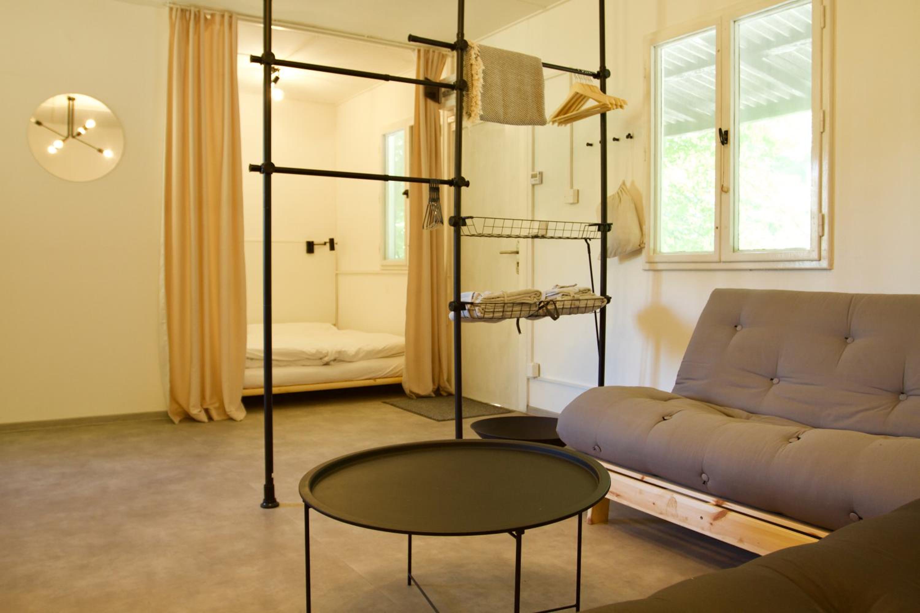 One-Bedroom Apartment photo 2
