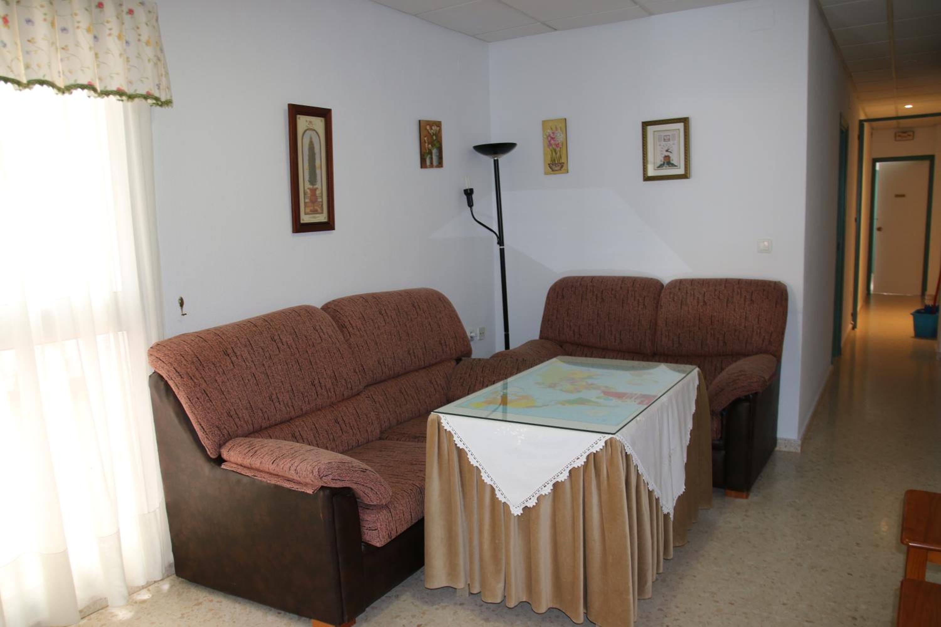 Double or Twin Room - Photo 8