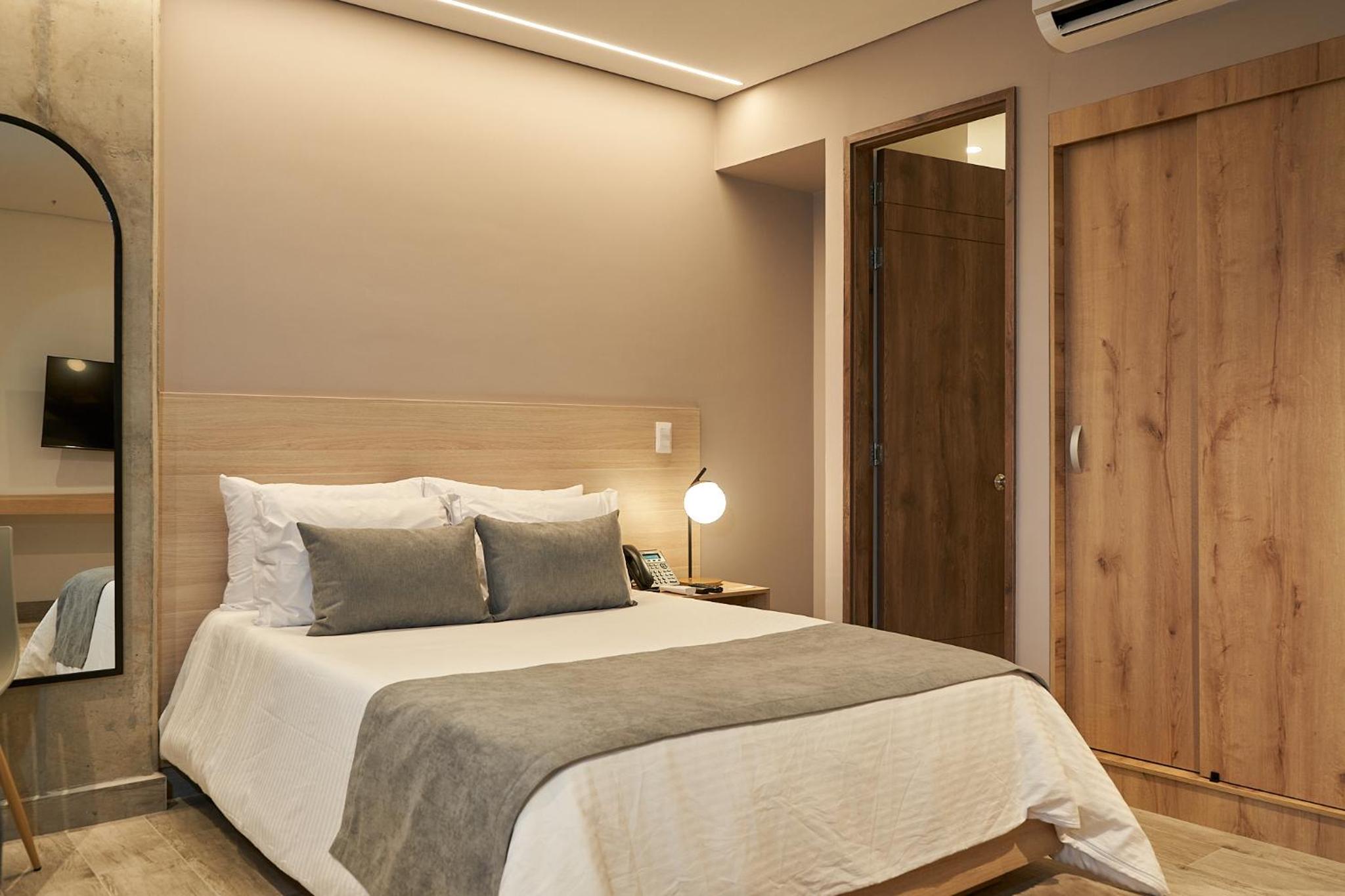 Standard Room - Photo 2