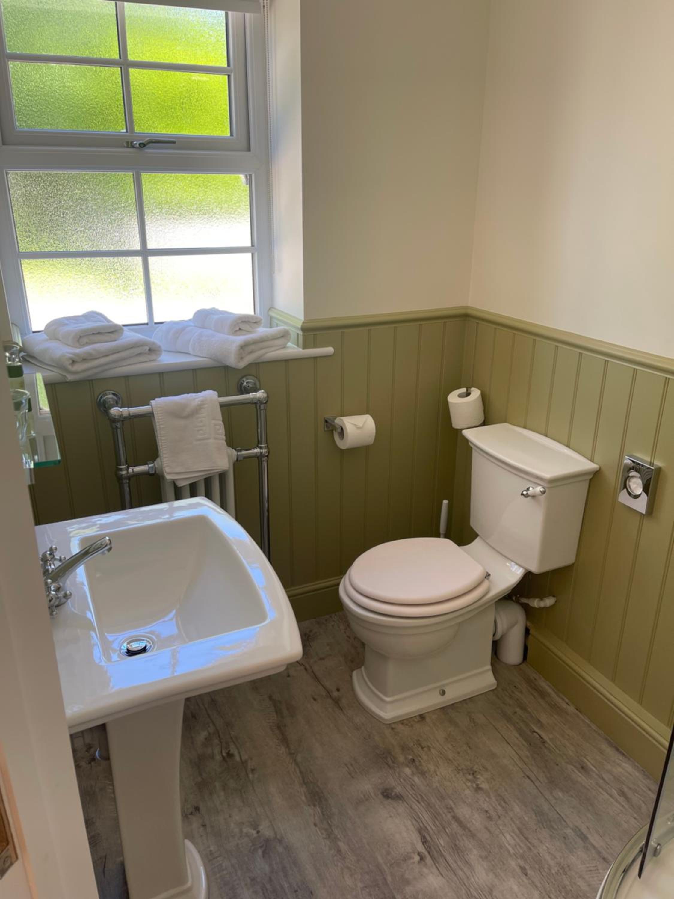 Double Room - Photo 6