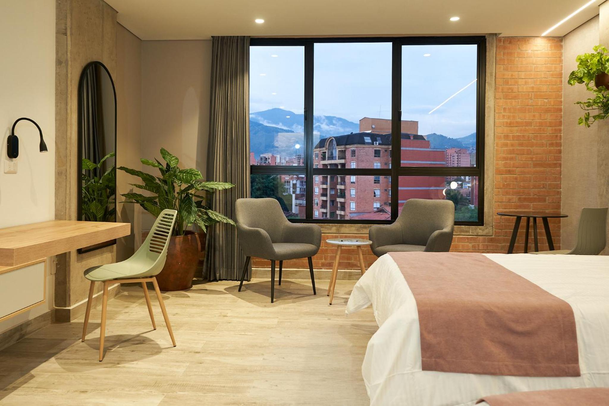 Twin Room - Photo 9