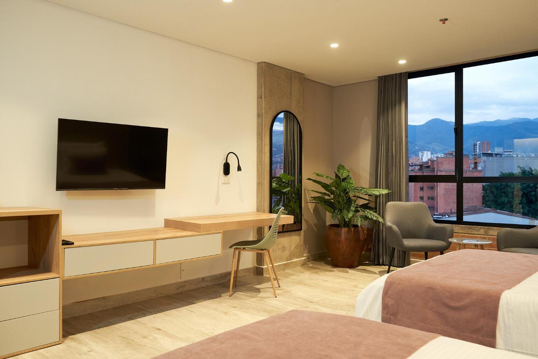 Twin Room - Photo 16