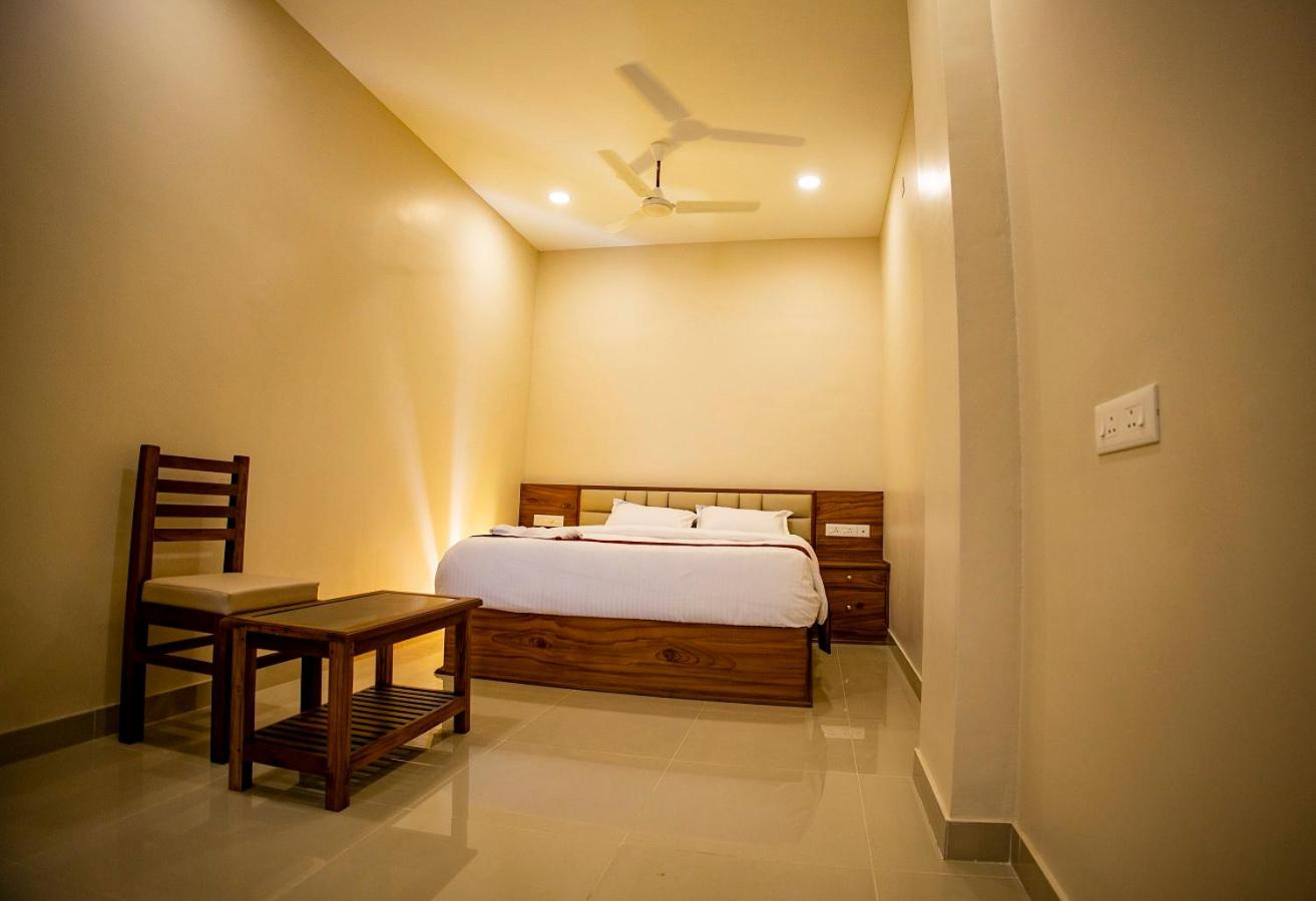 Budget Double Room - Photo 3
