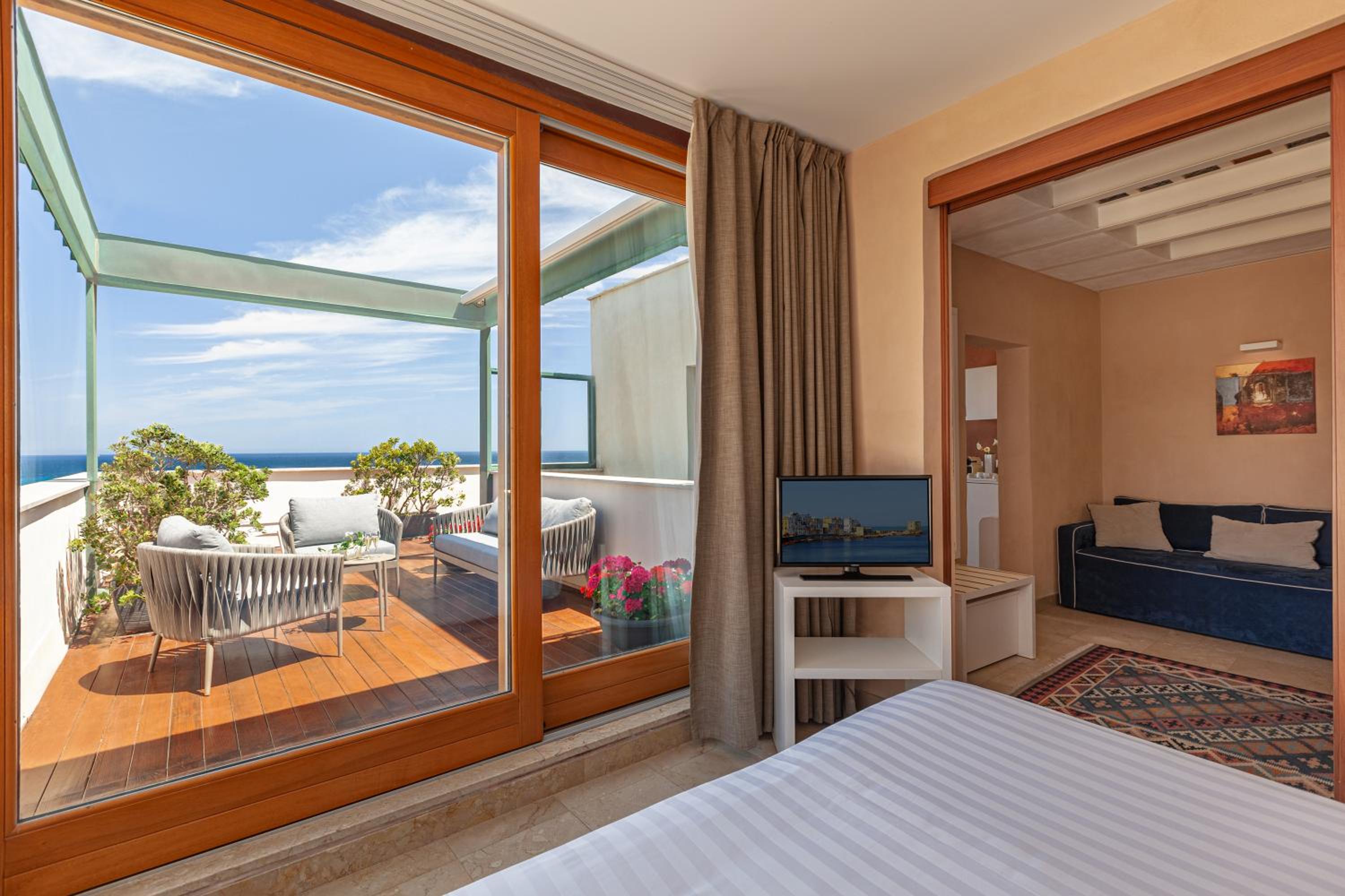 Junior Suite with Terrace