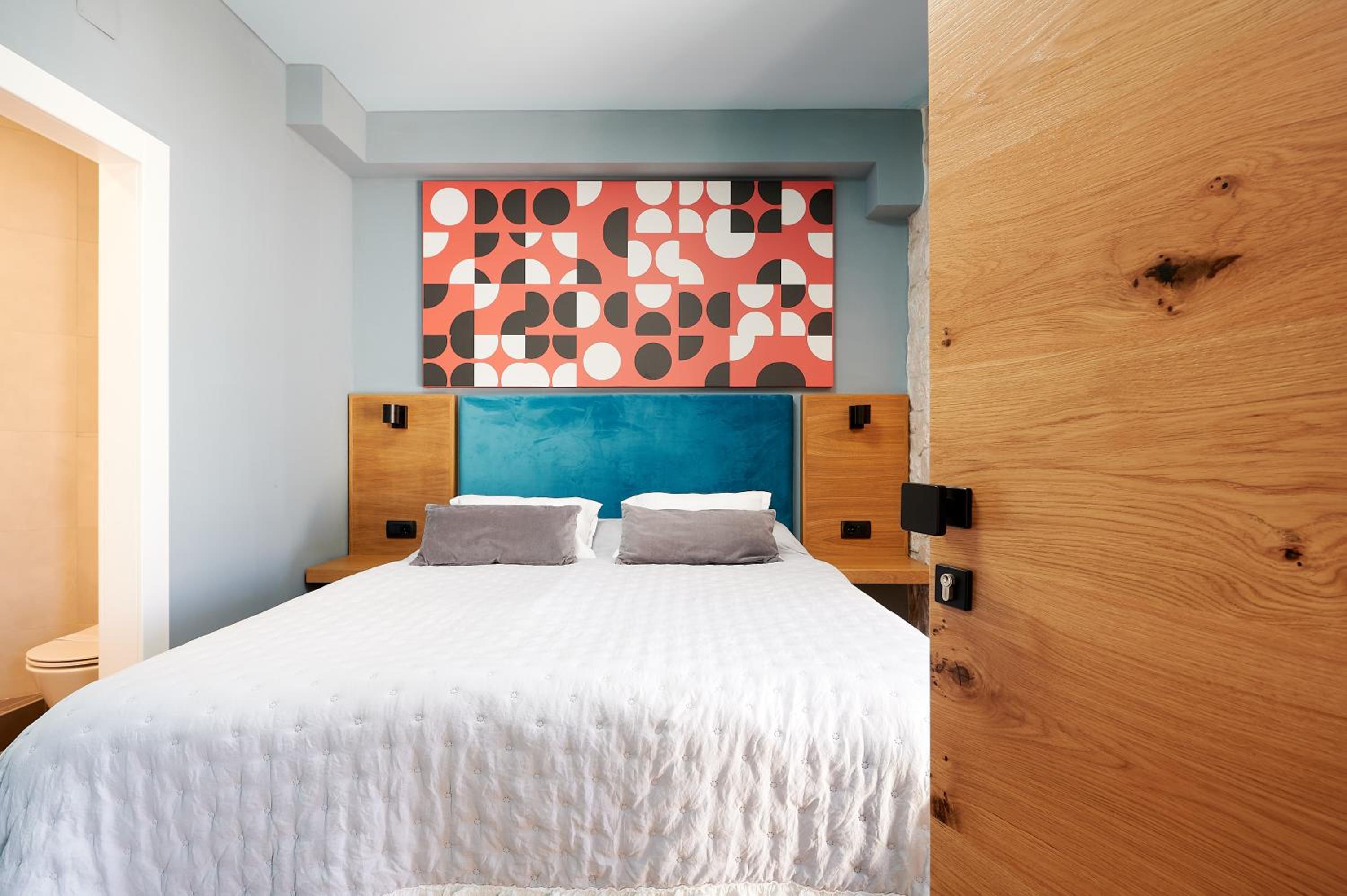 Deluxe Double Room with Balcony and Sea View - Photo 5