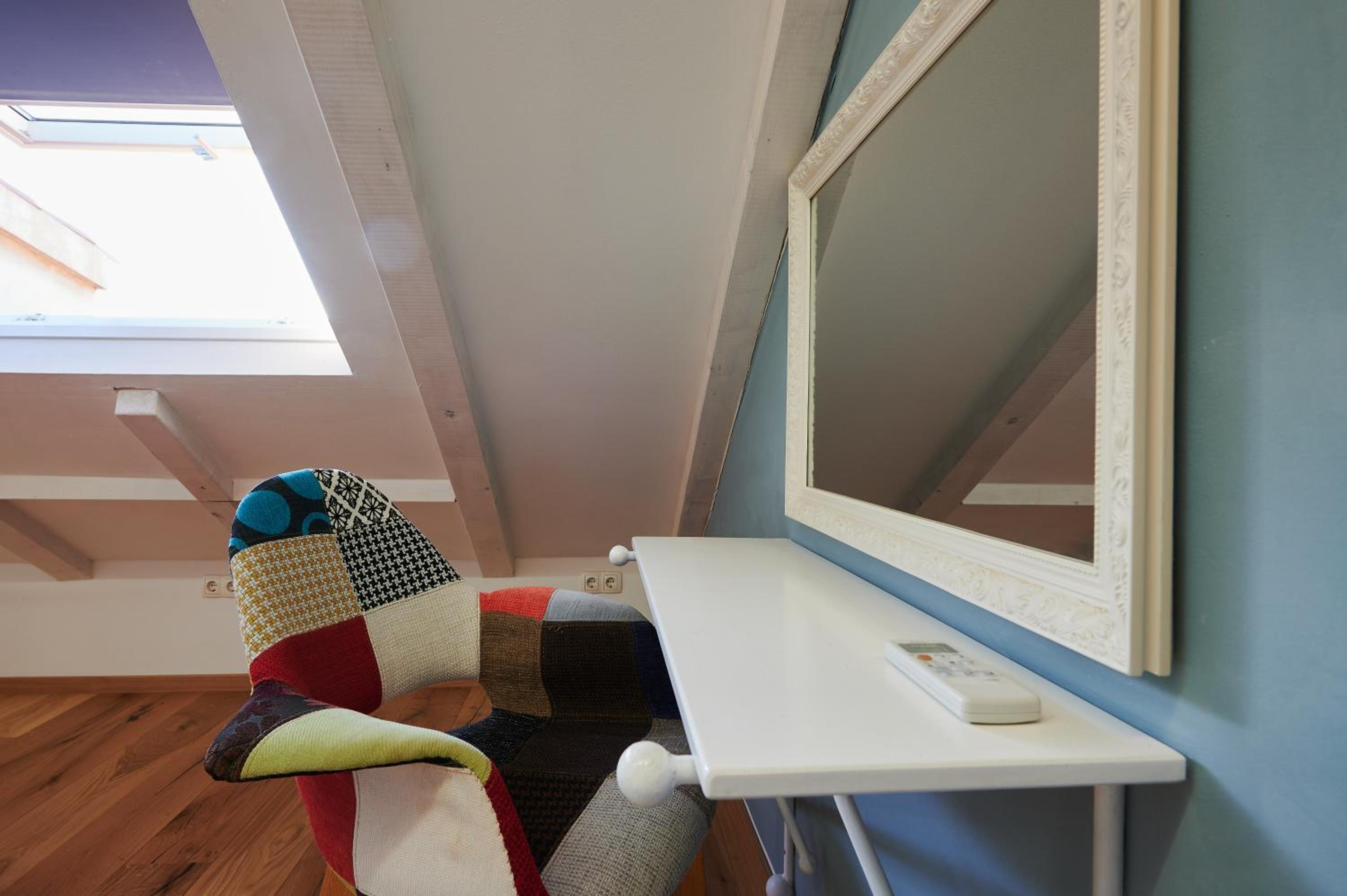 Deluxe Double Room with Sea View - Photo 5