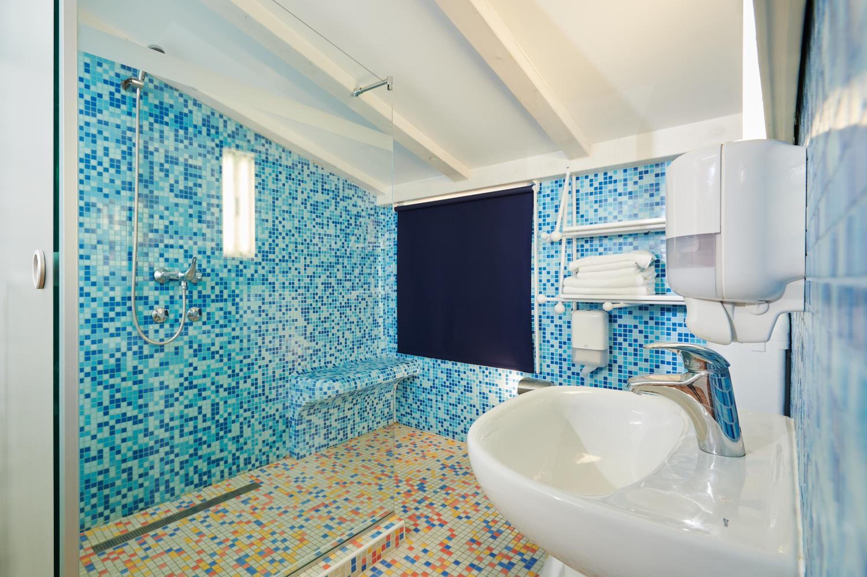 Deluxe Double Room with Sea View - Photo 27