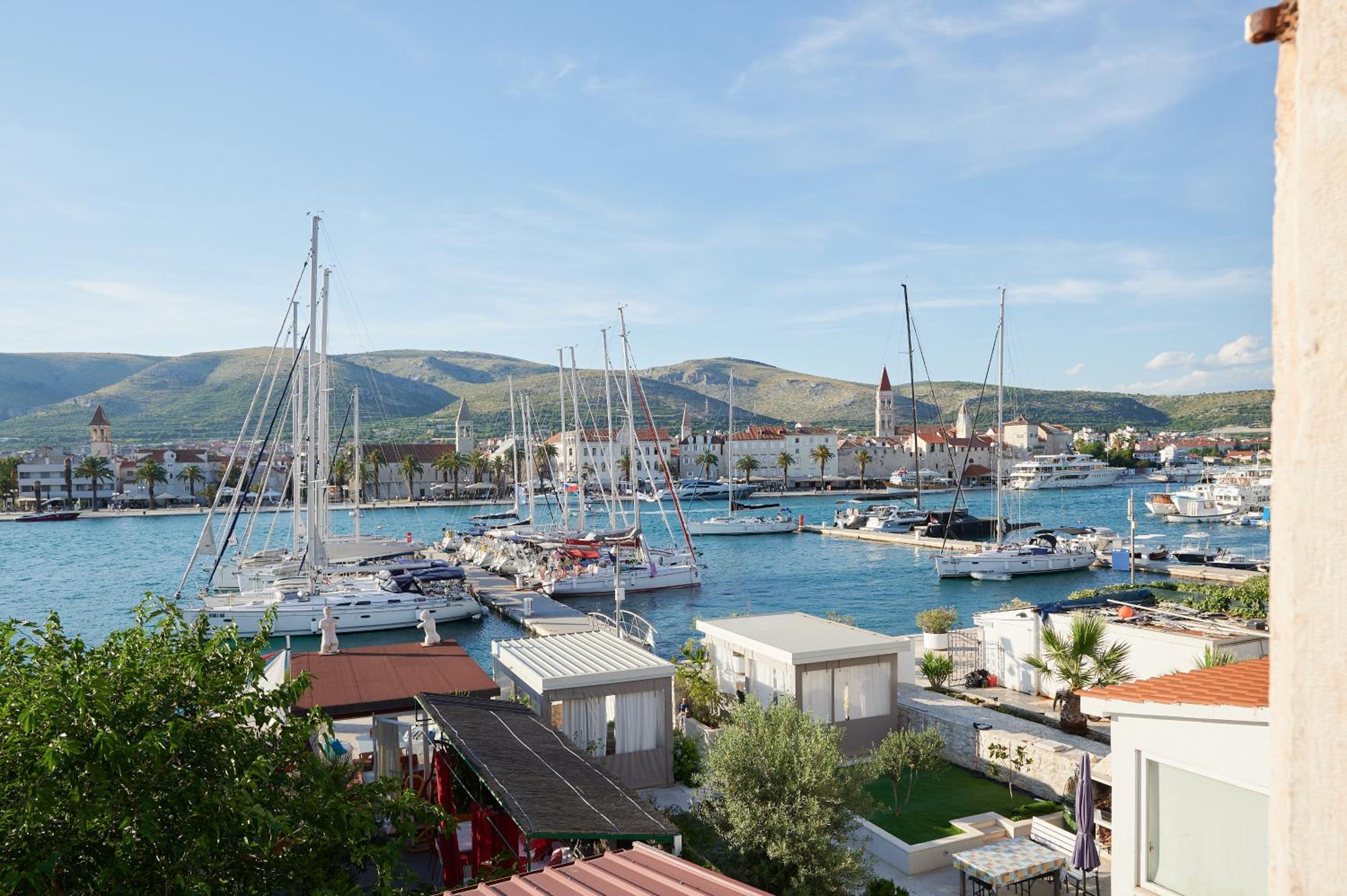 Deluxe Double Room with Sea View - Photo 21