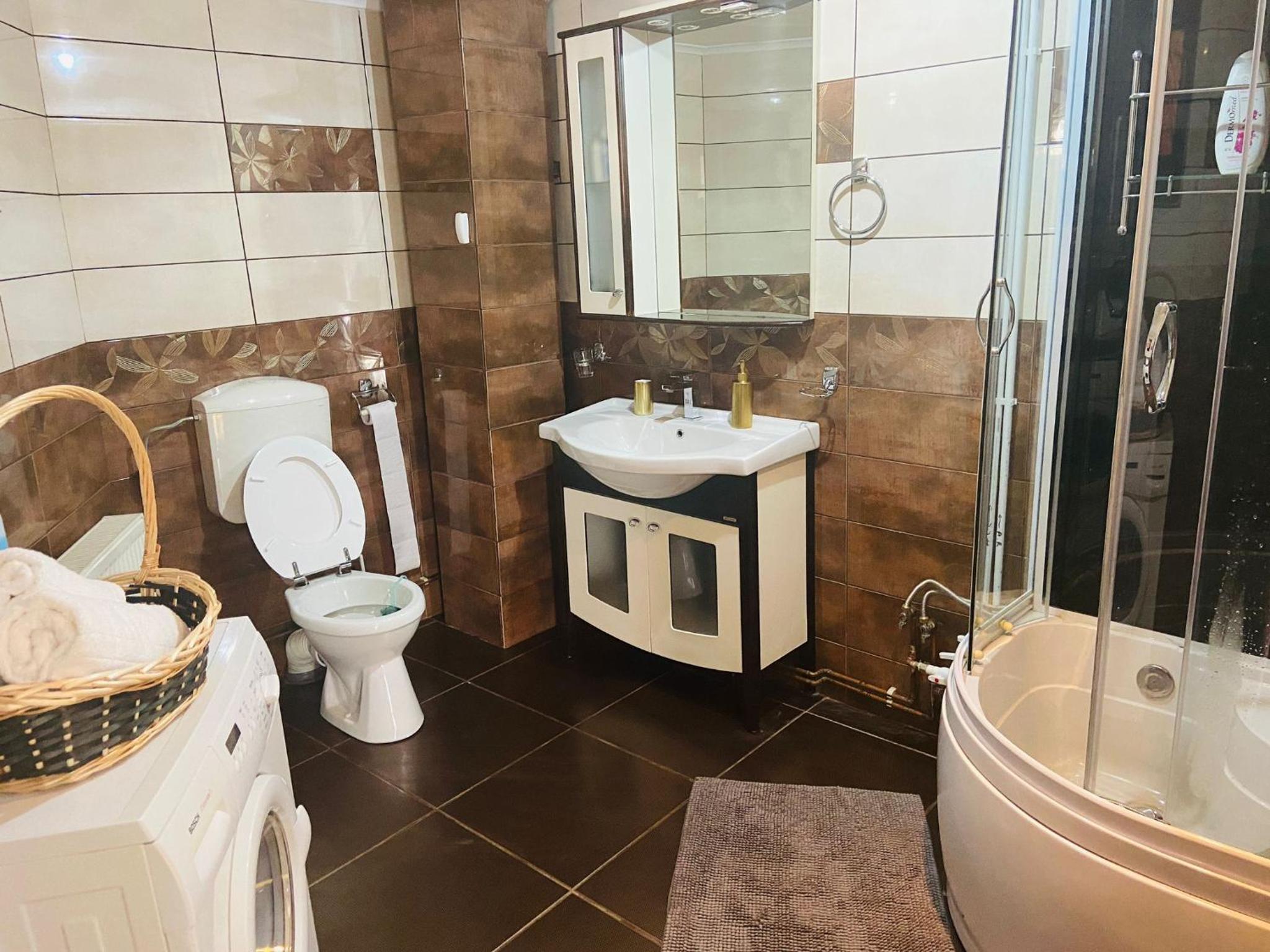 Double Room - Photo 11