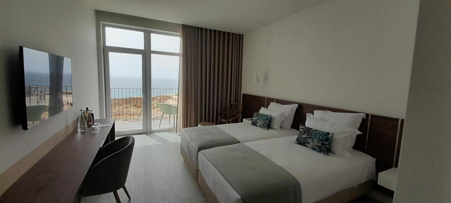 Double Room with Sea View - Upper Floor - Photo 1