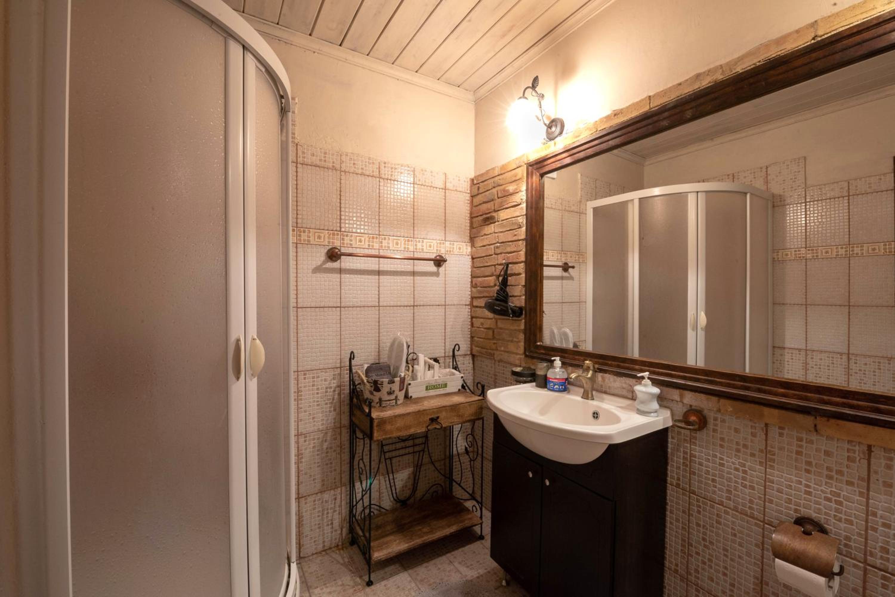 Studio Apartment - Kirki  - Photo 13
