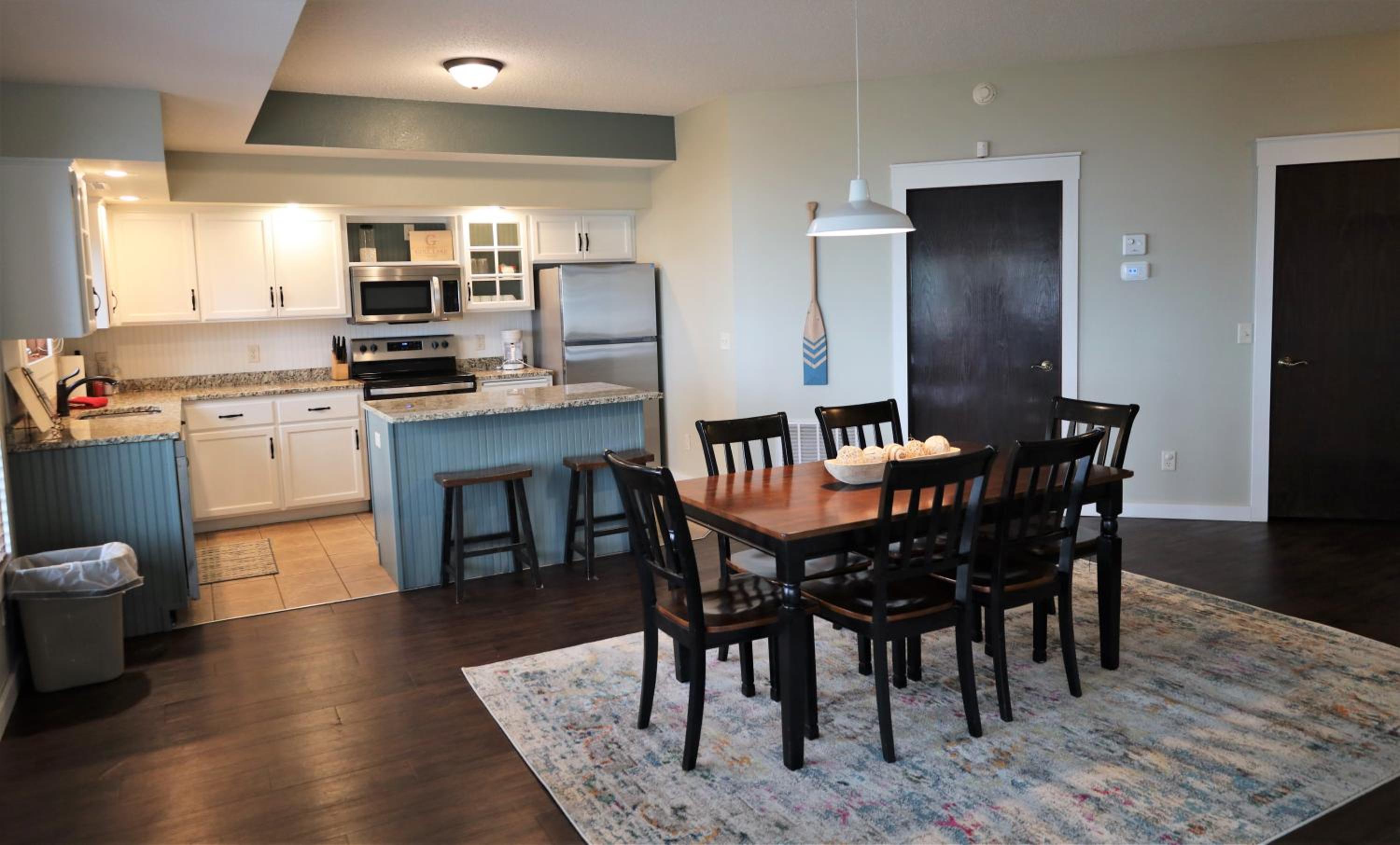 Two-Bedroom Apartment - Photo 9