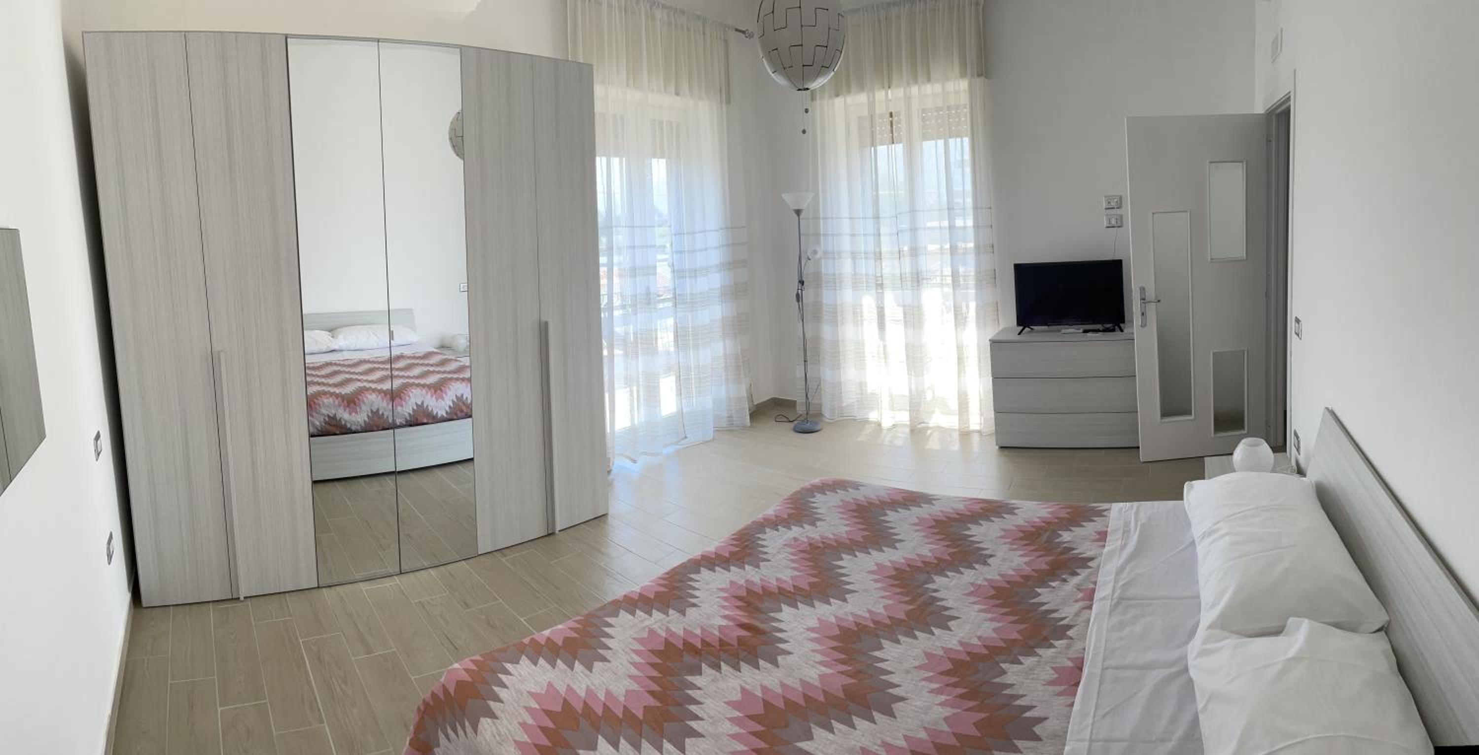 One-Bedroom House photo 2