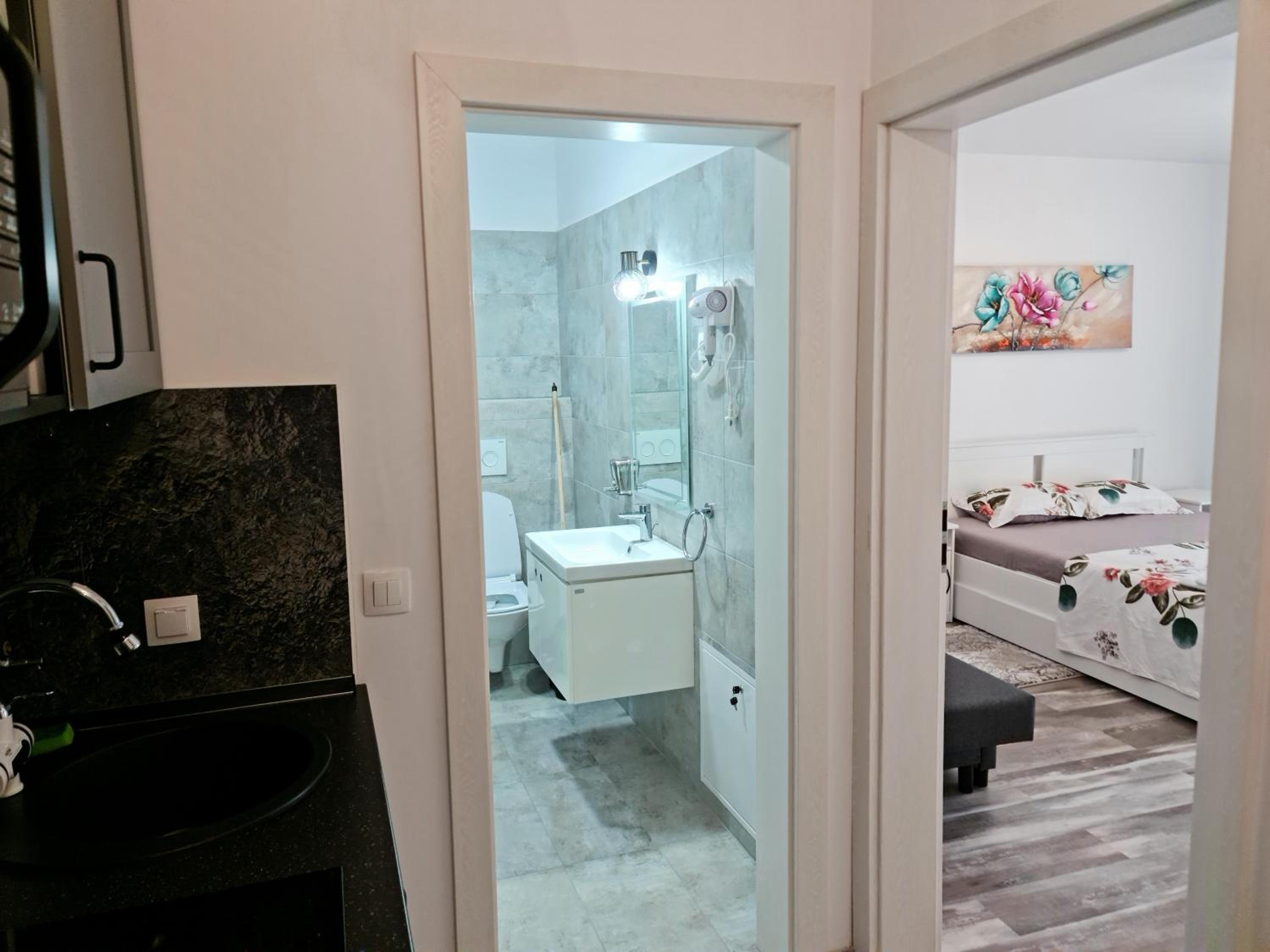 Two-Bedroom Apartment - Photo 4