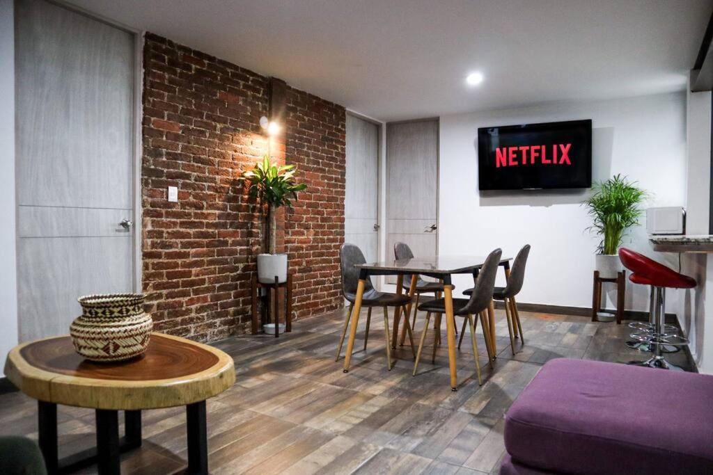 Three-Bedroom Apartment photo 1