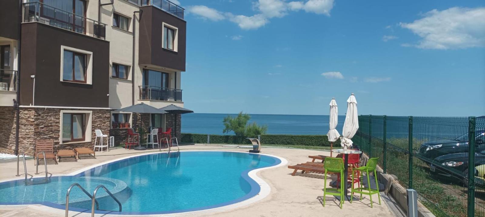 Two-Bedroom Apartment with Sea View photo 1