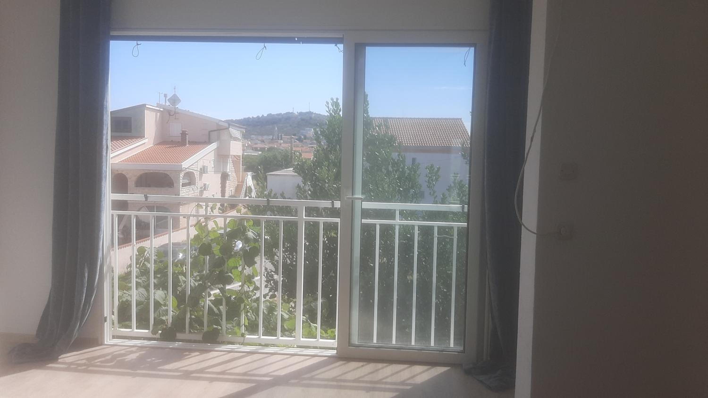 Queen Room with Garden View - Photo 3