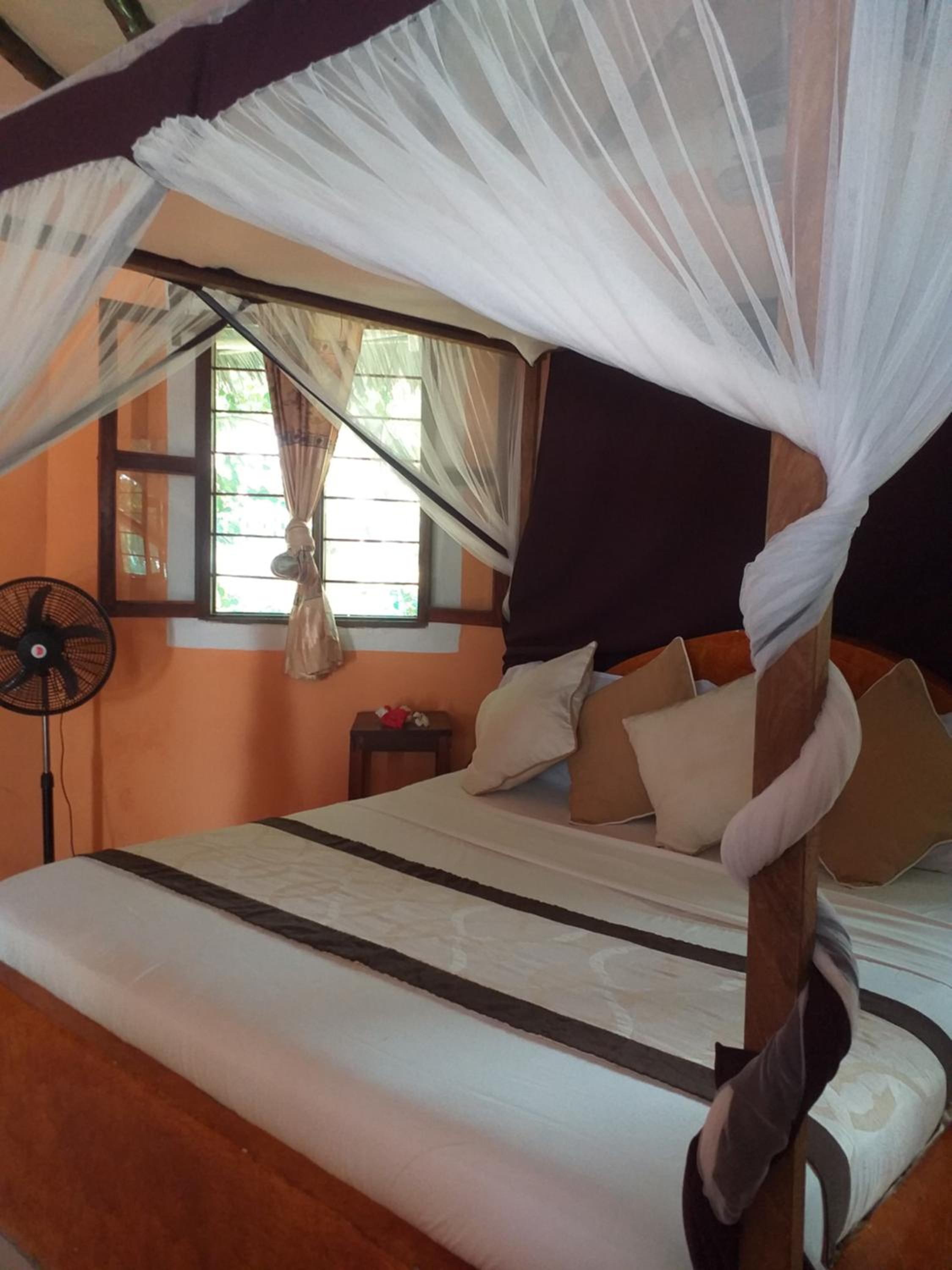 Deluxe Double or Twin Room with Sea View - Photo 6