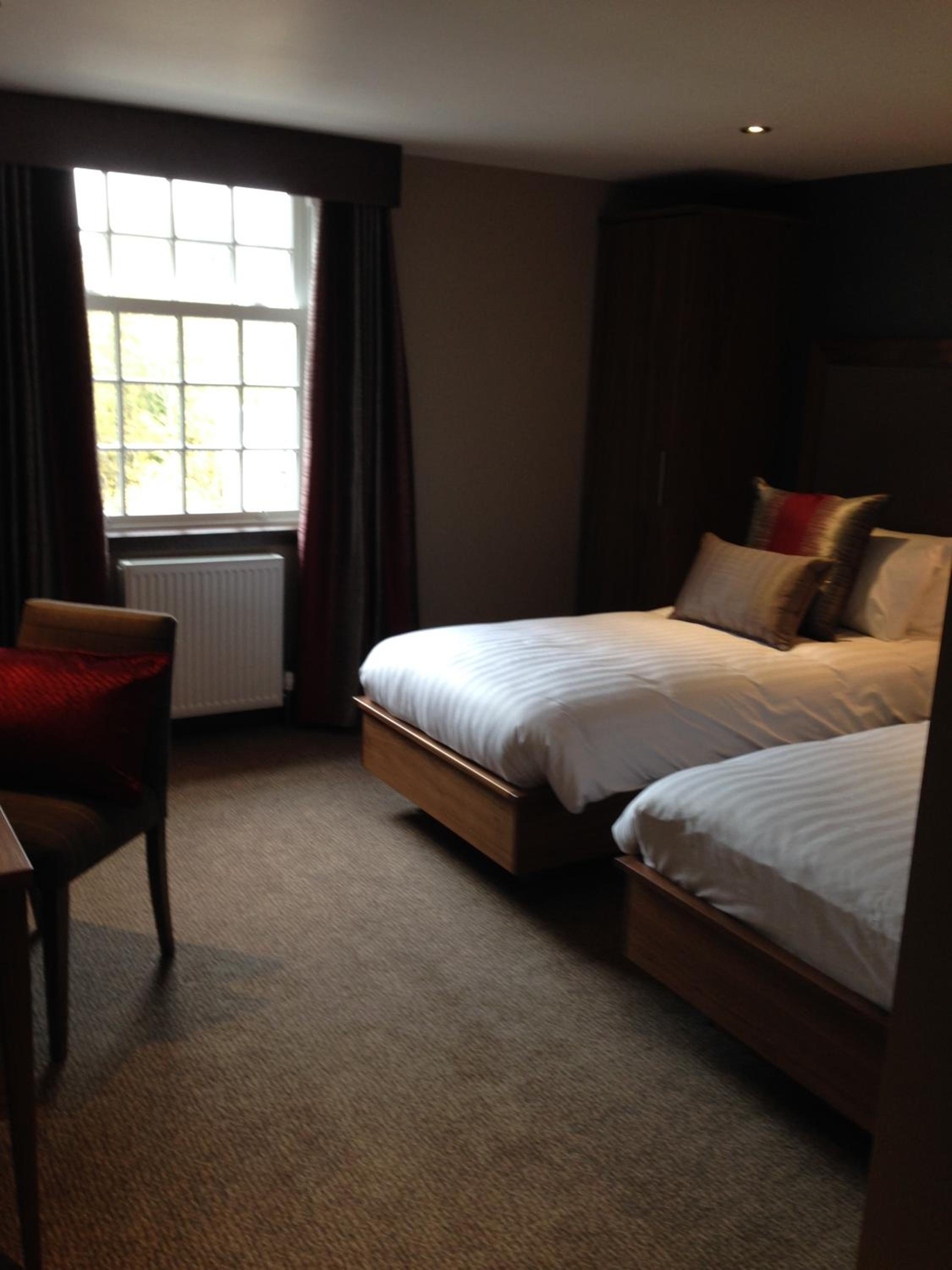 Twin Room - Photo 8