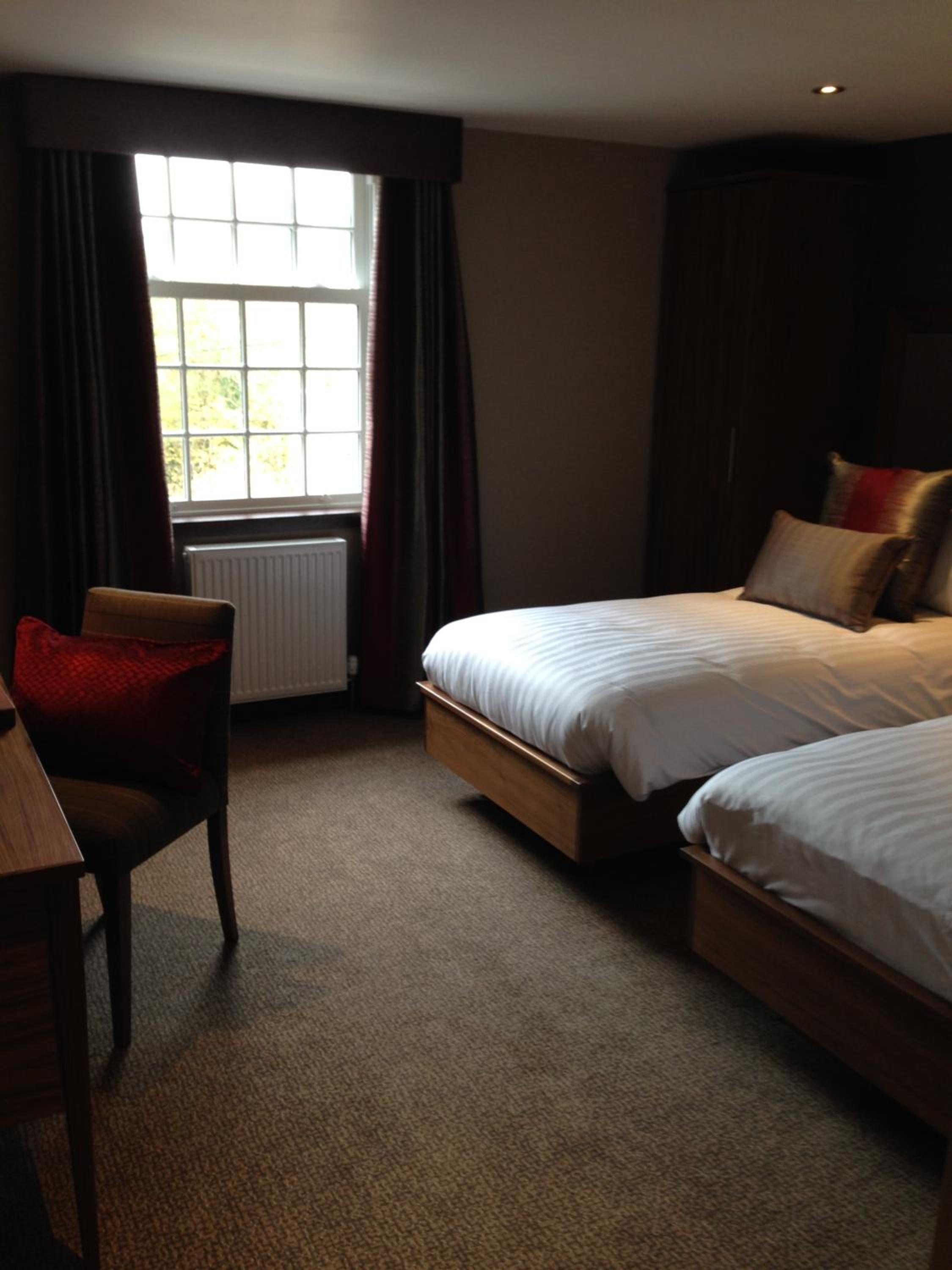 Twin Room - Photo 3