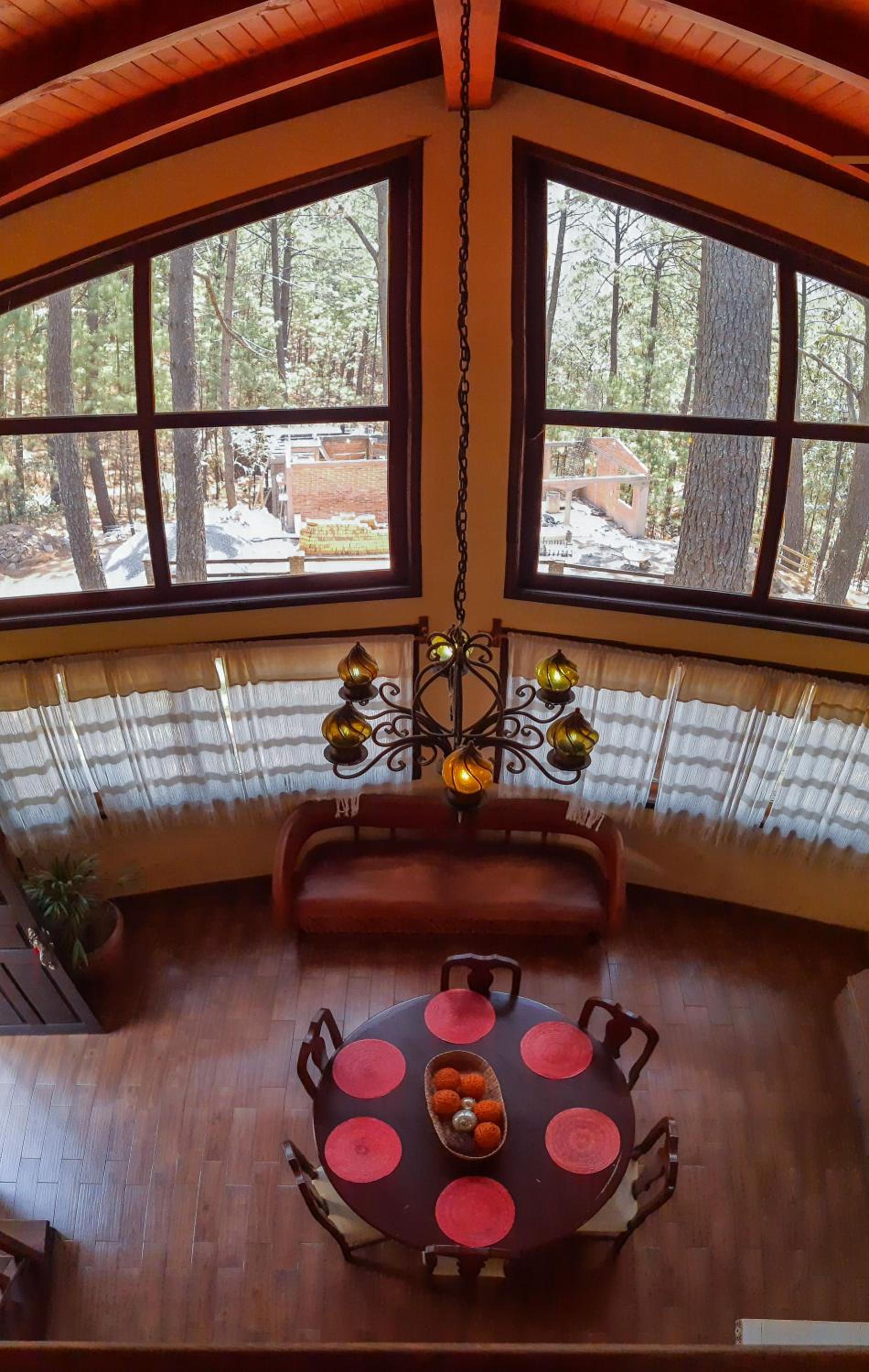 Three-Bedroom Chalet - Photo 5