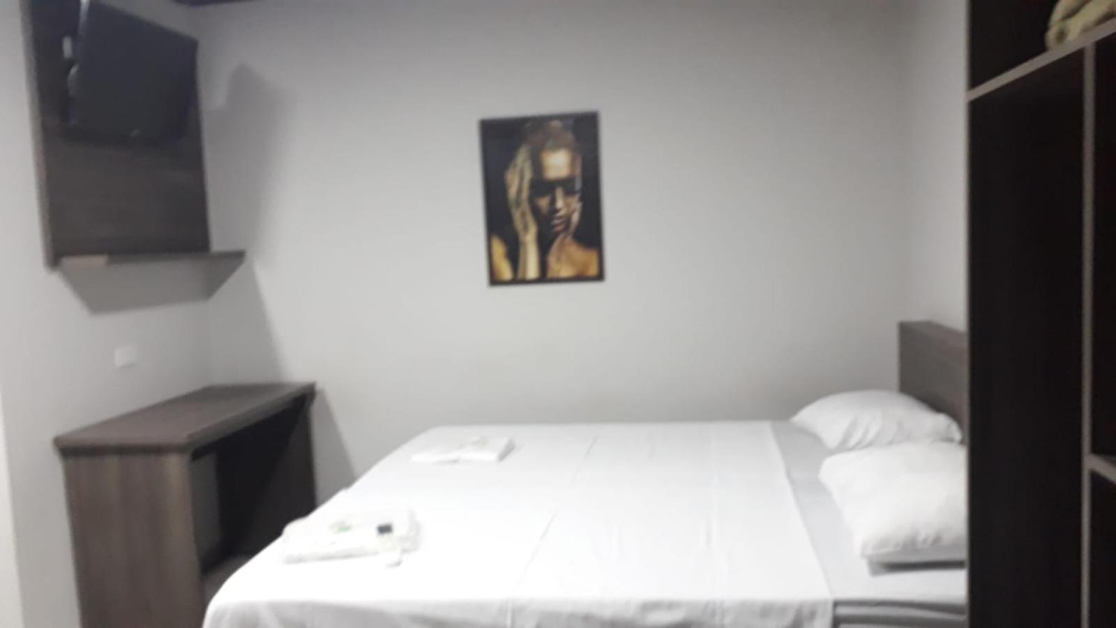 Deluxe Family Room - Photo 8