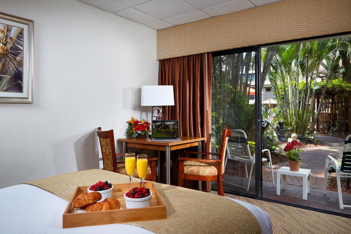 Double Room with Two Double Beds - Non-Smoking - Photo 5