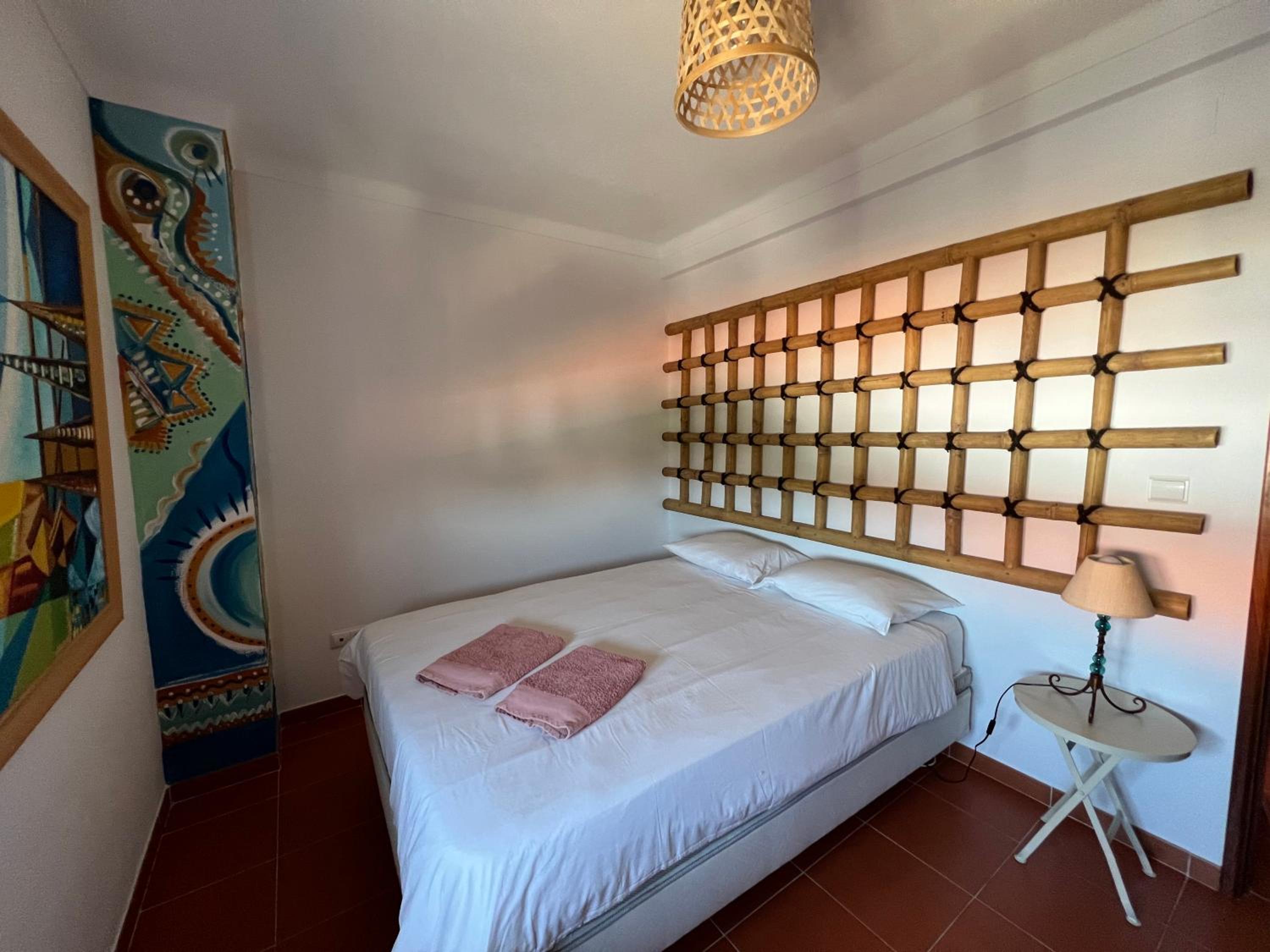 Double Room with Shared Bathroom photo 2