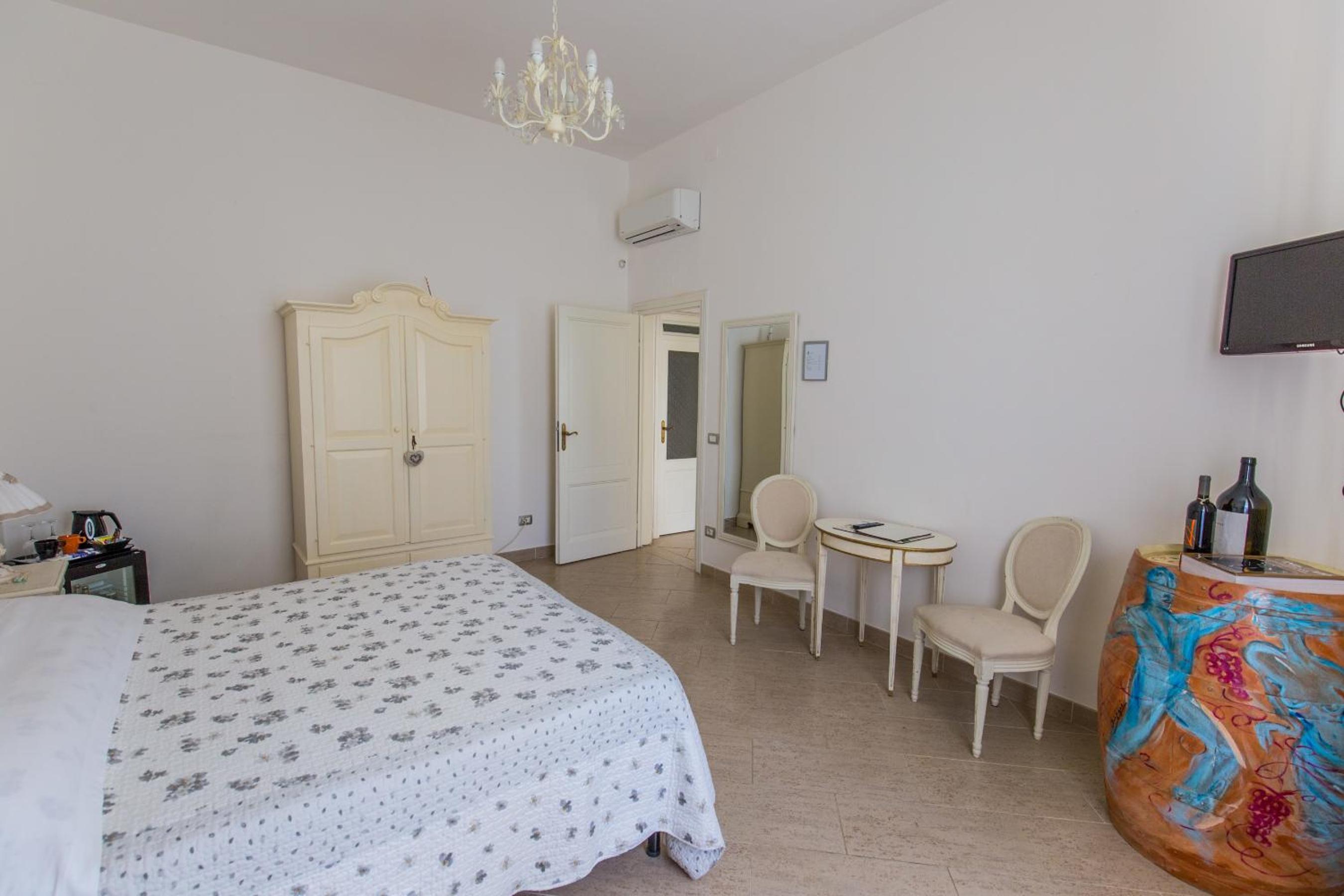 Superior Double or Twin Room photo 1
