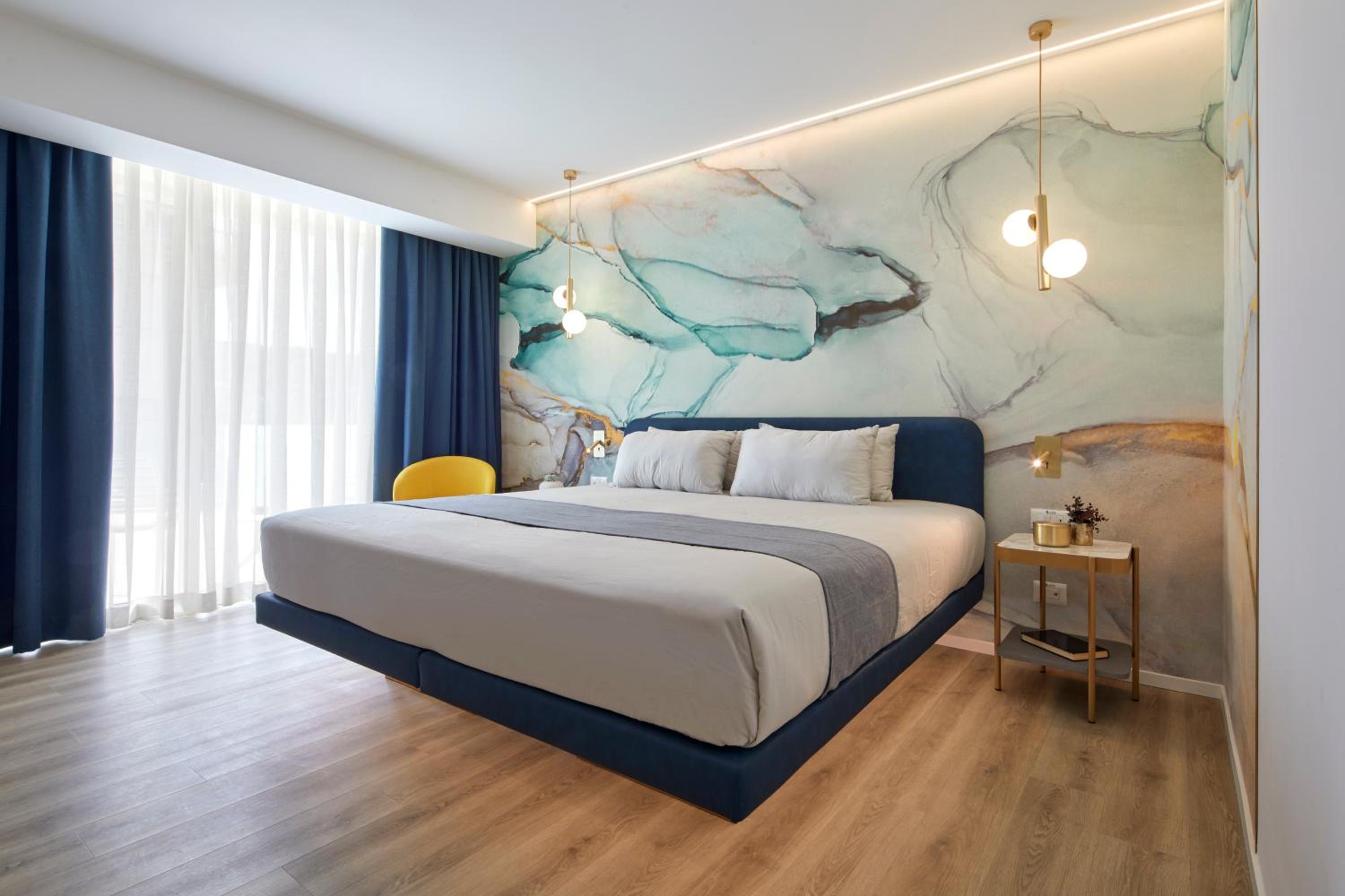 Superior Double or Twin Room with Terrace - Photo 1
