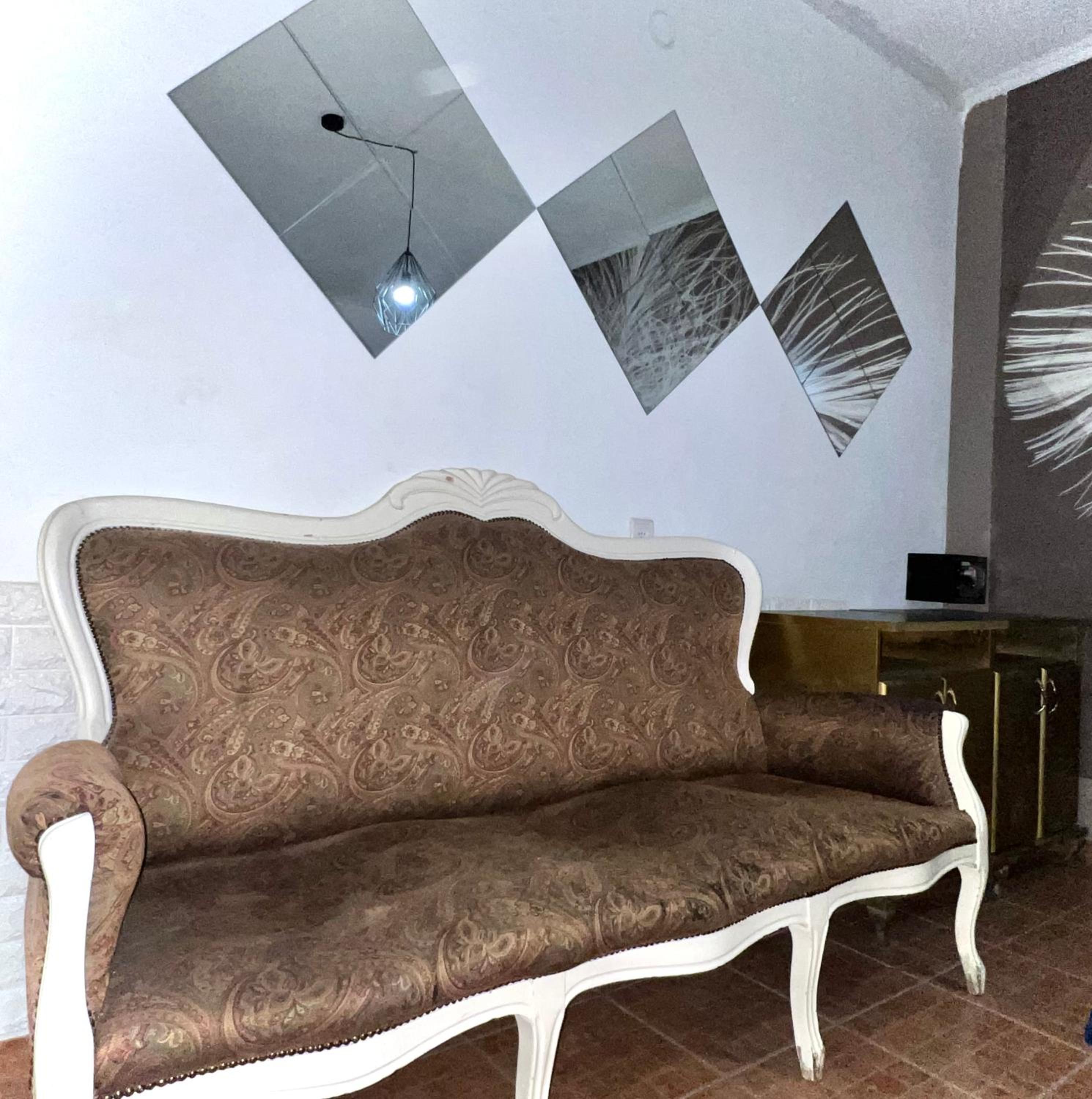 Deluxe Suite with Spa Bath - Photo 6