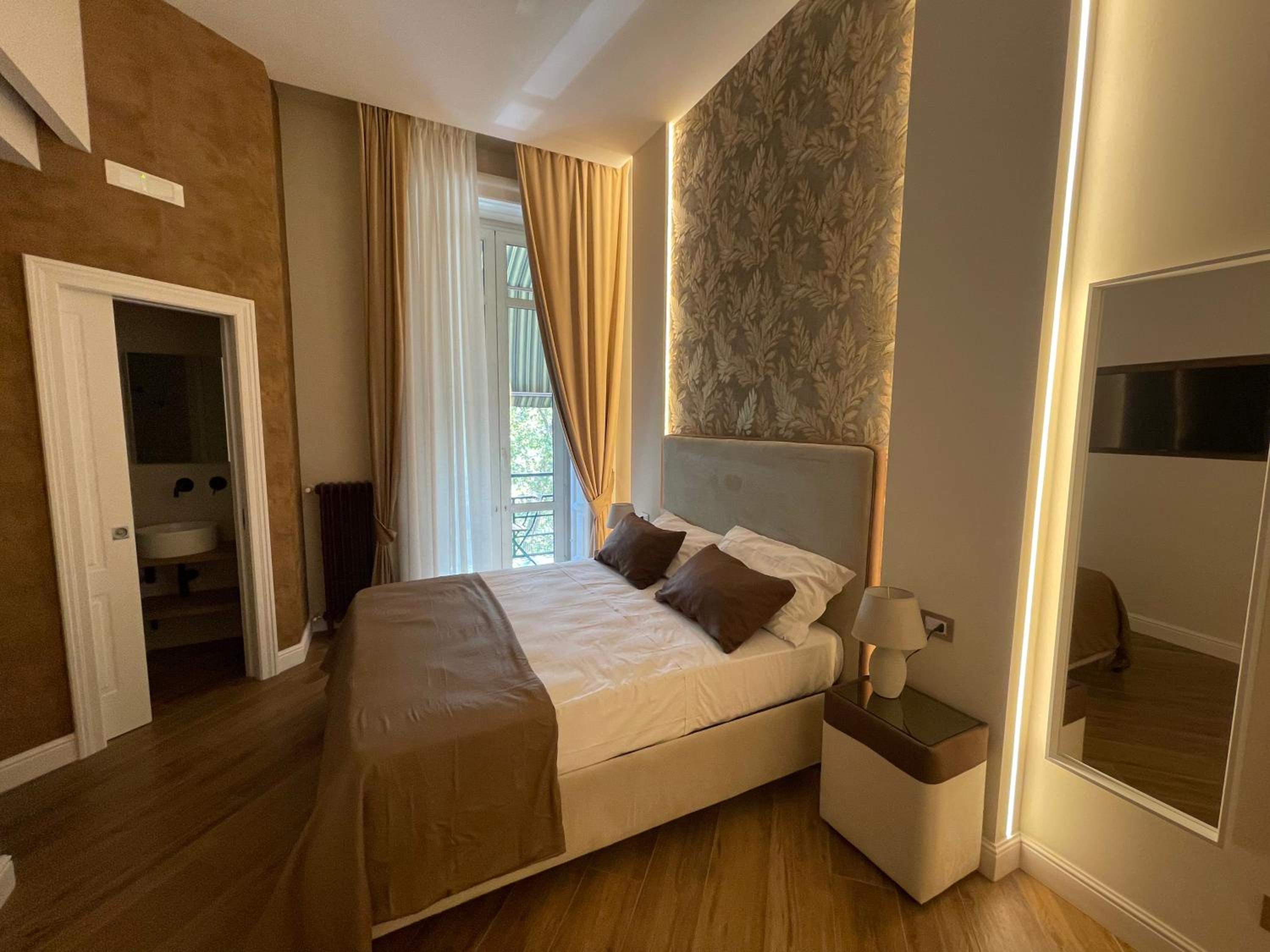 Deluxe Double Room with Extra Bed