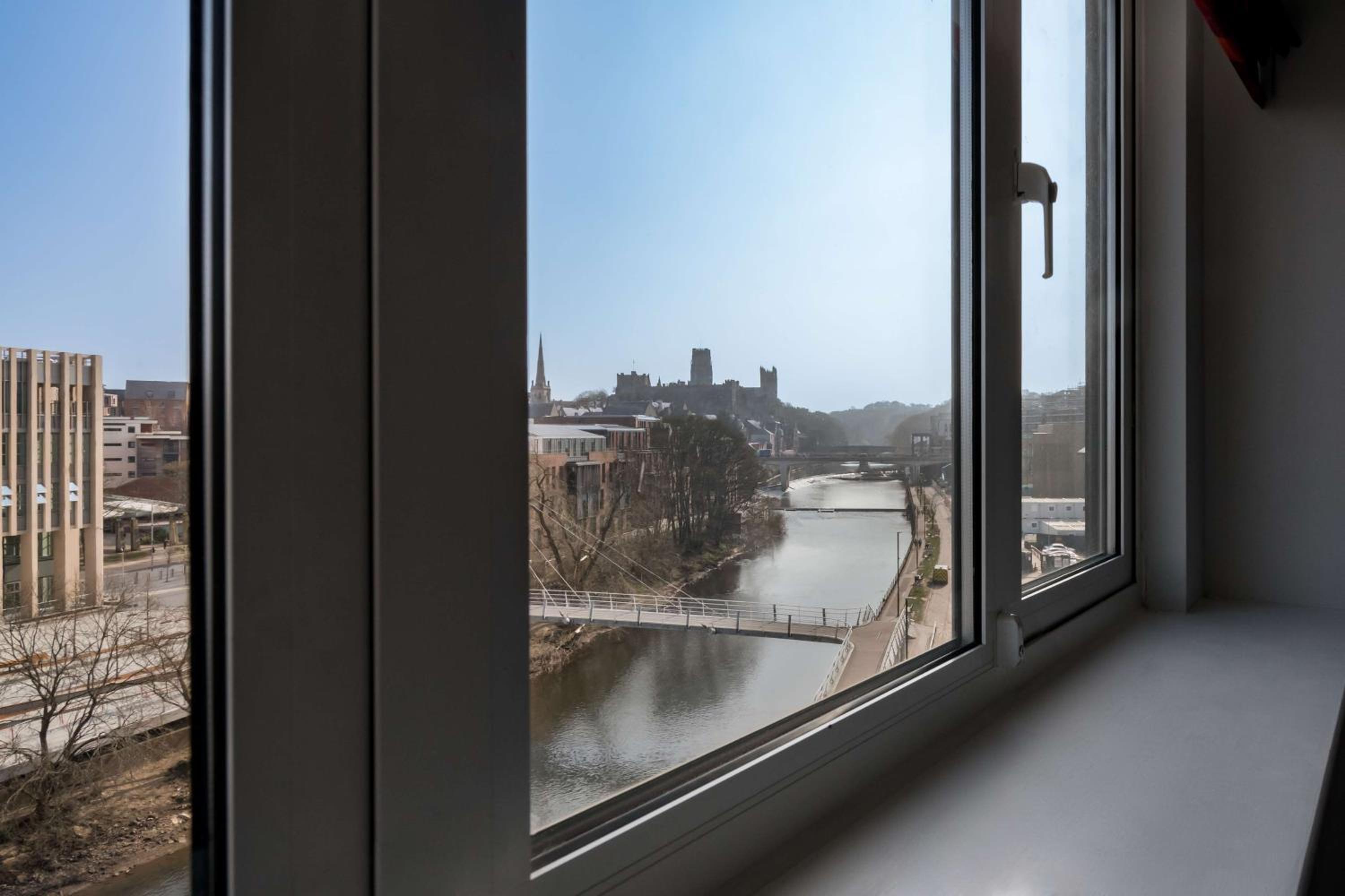 Superior Room with River view - Photo 3